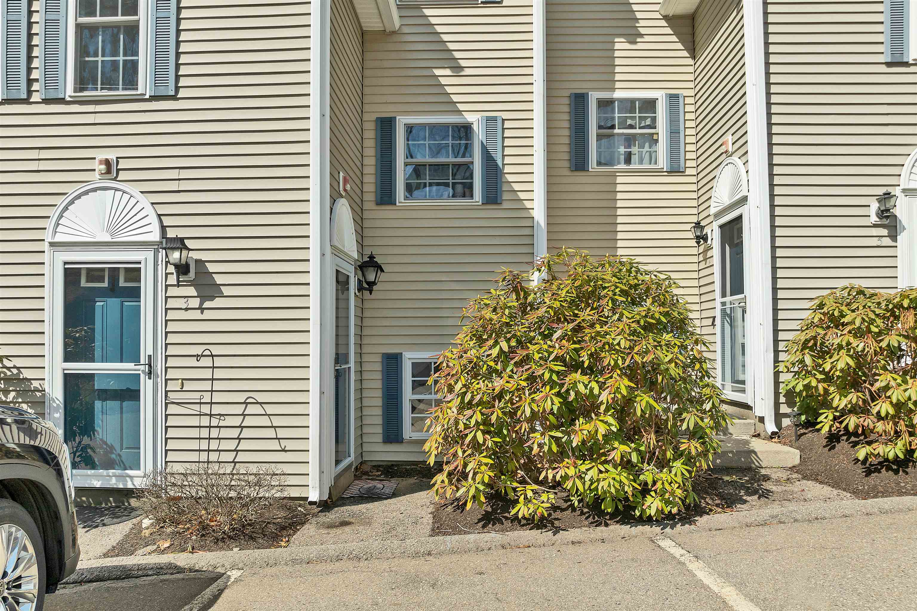 20 Shane Way Unit: 1