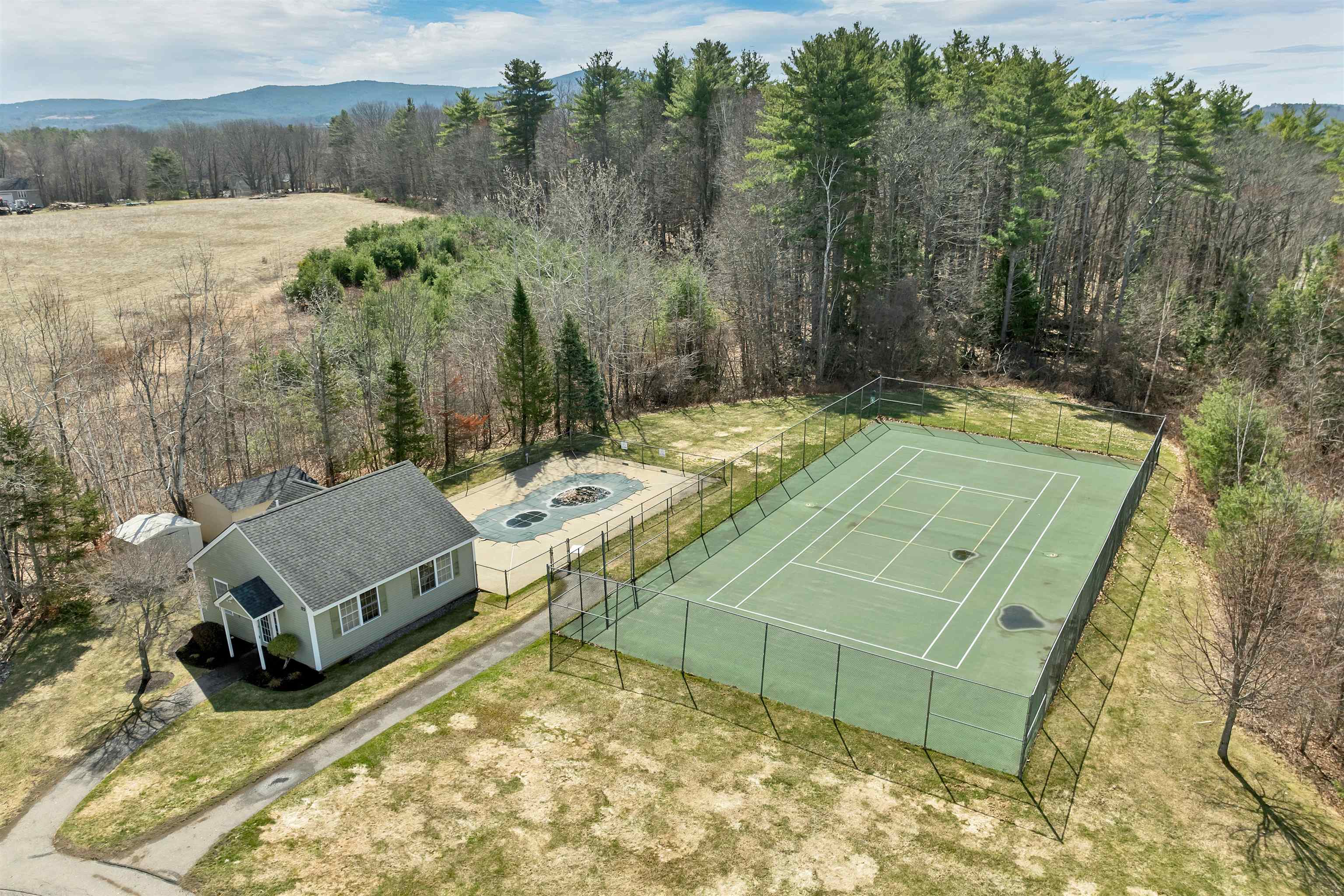 20 Shane Way Unit: 1