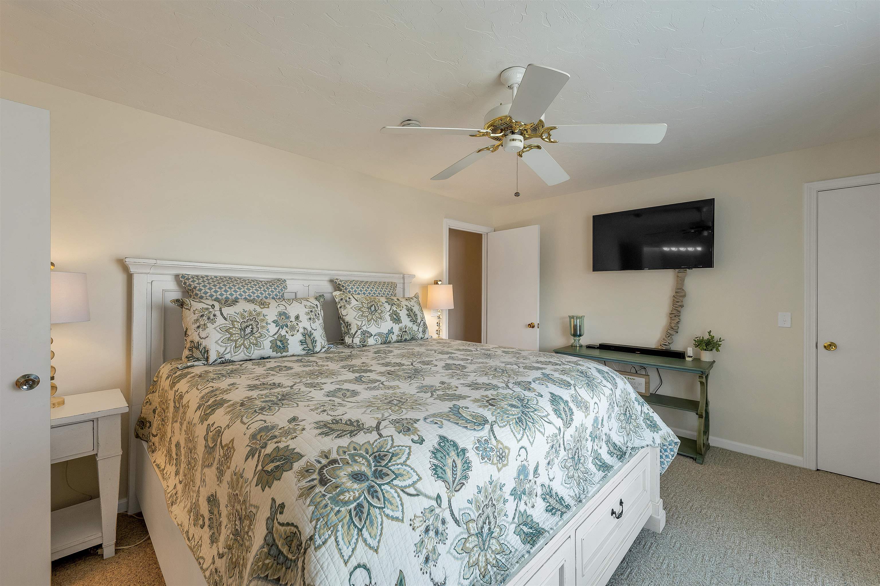 60 Weirs Road Unit: G3