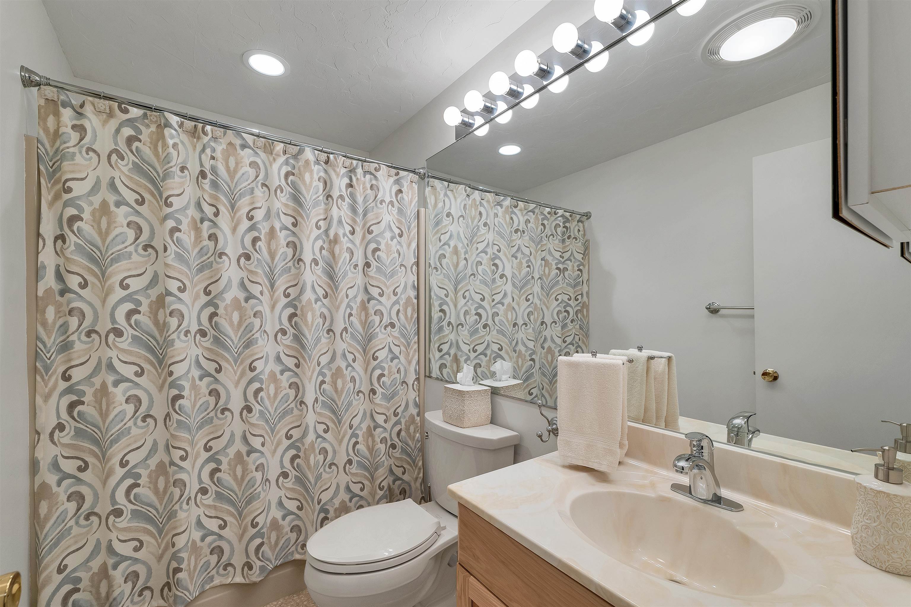 60 Weirs Road Unit: G3