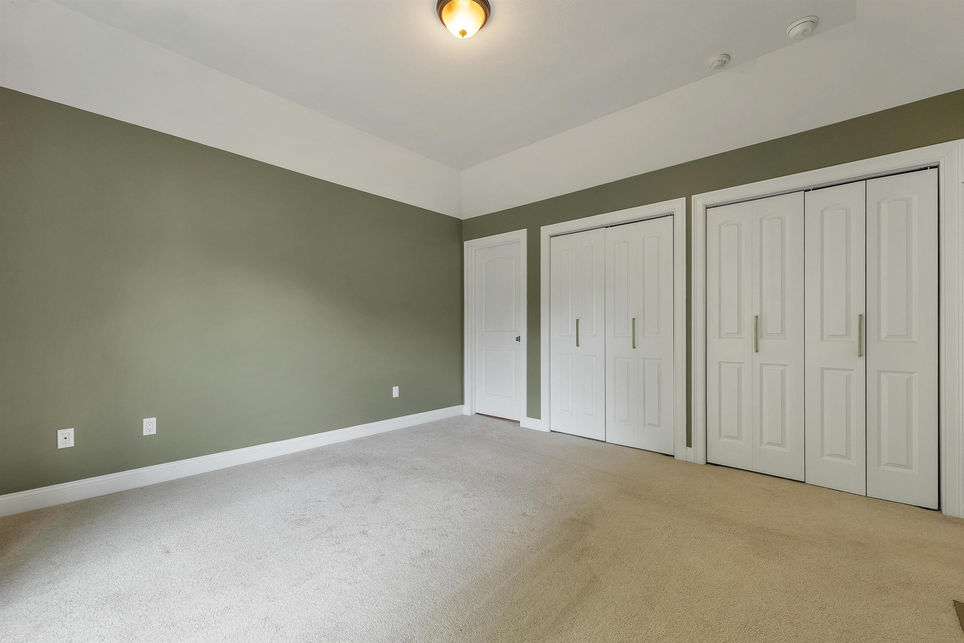 39 Sterling Drive