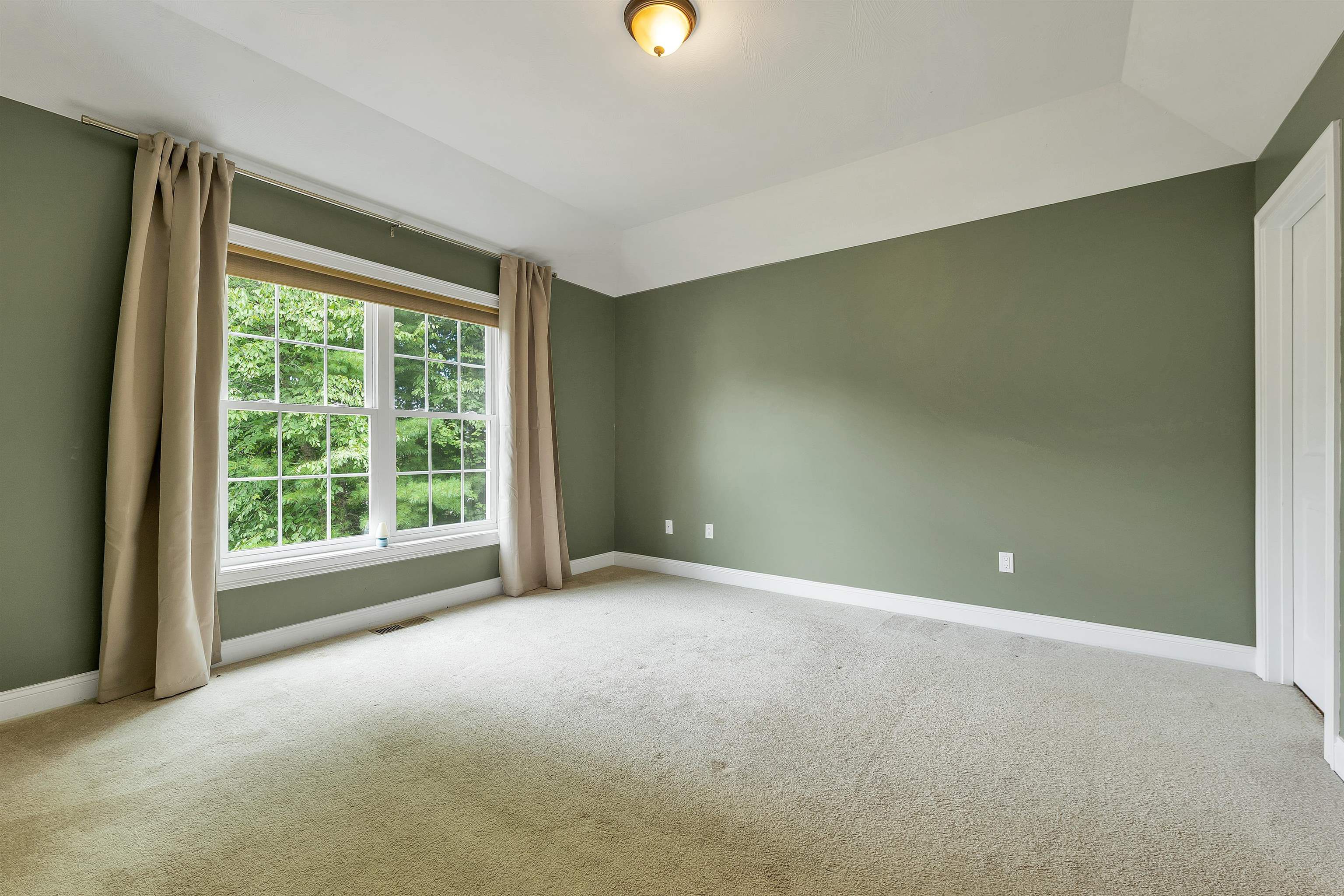 39 Sterling Drive