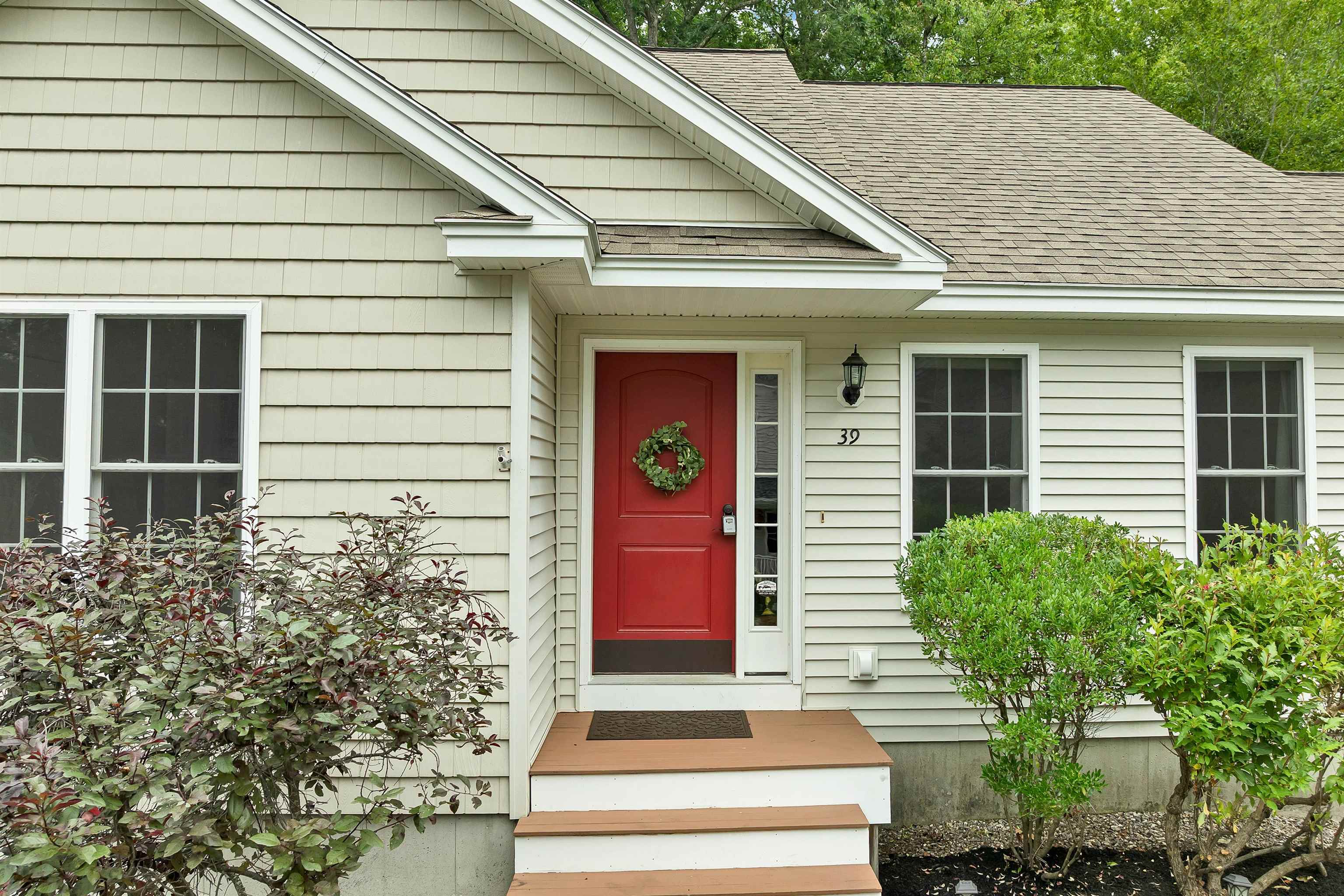 39 Sterling Drive