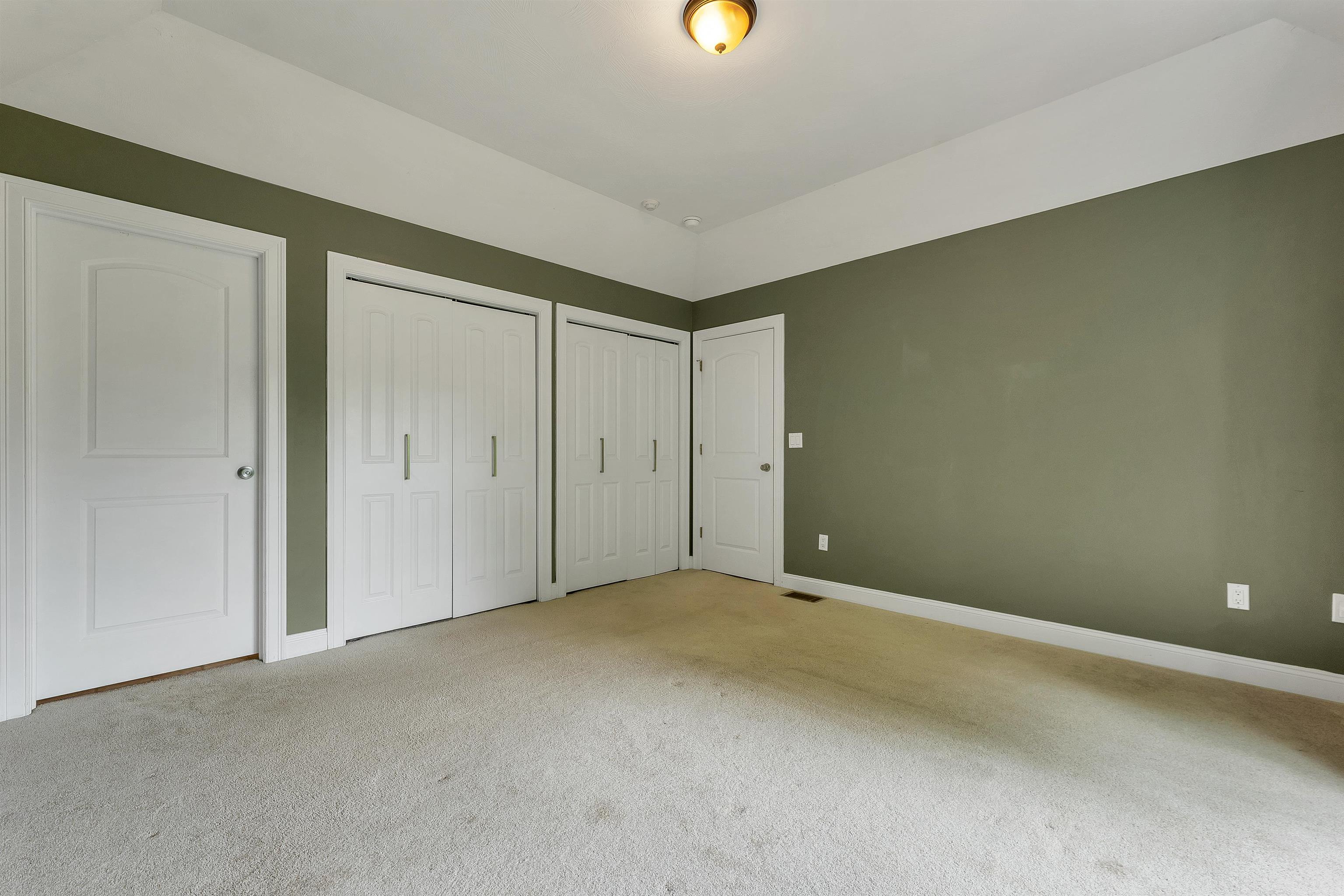39 Sterling Drive