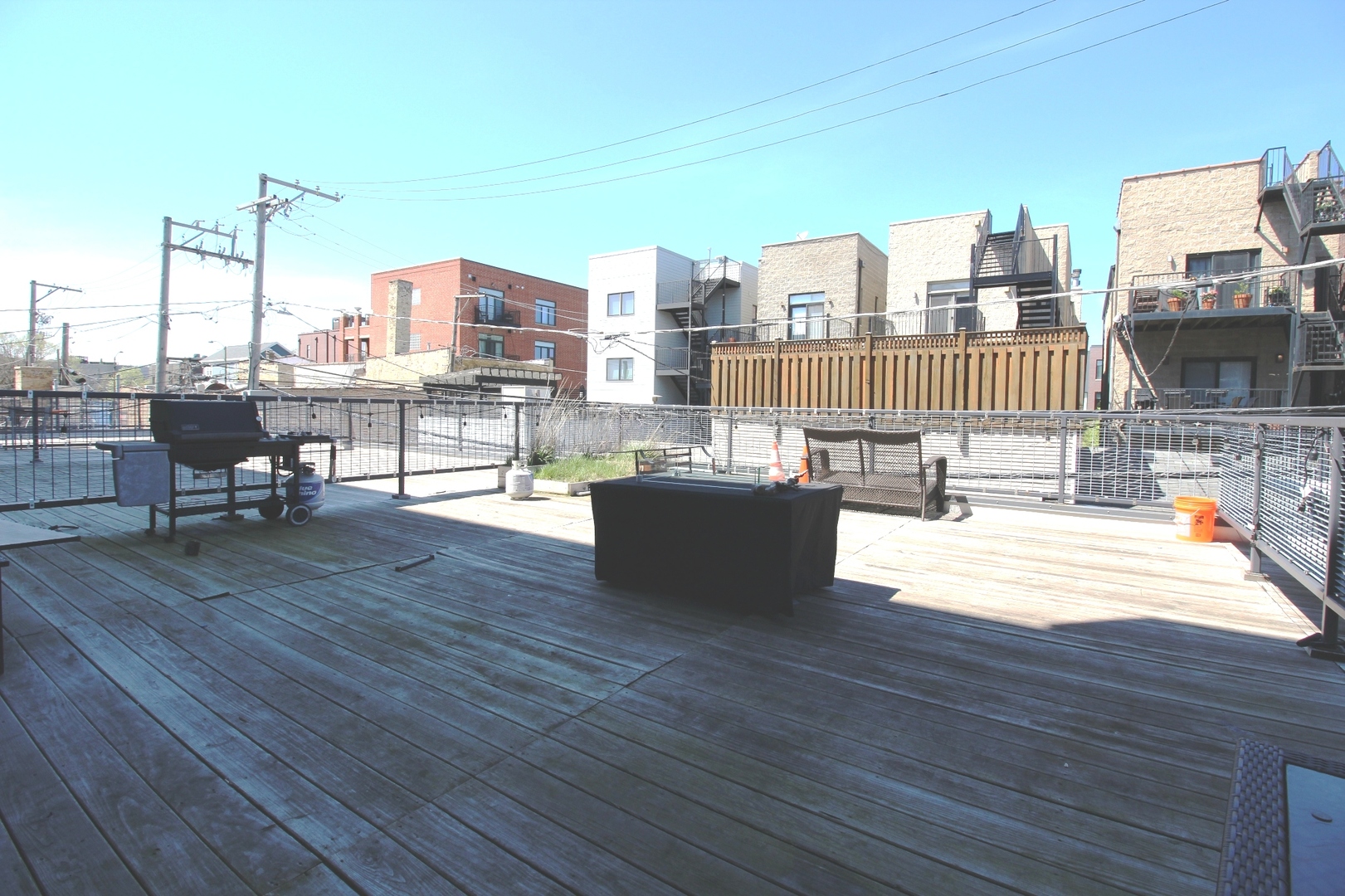 1540 W Fullerton Avenue Unit: 207