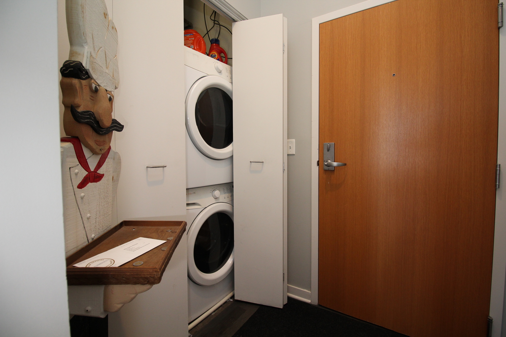 1540 W Fullerton Avenue Unit: 207
