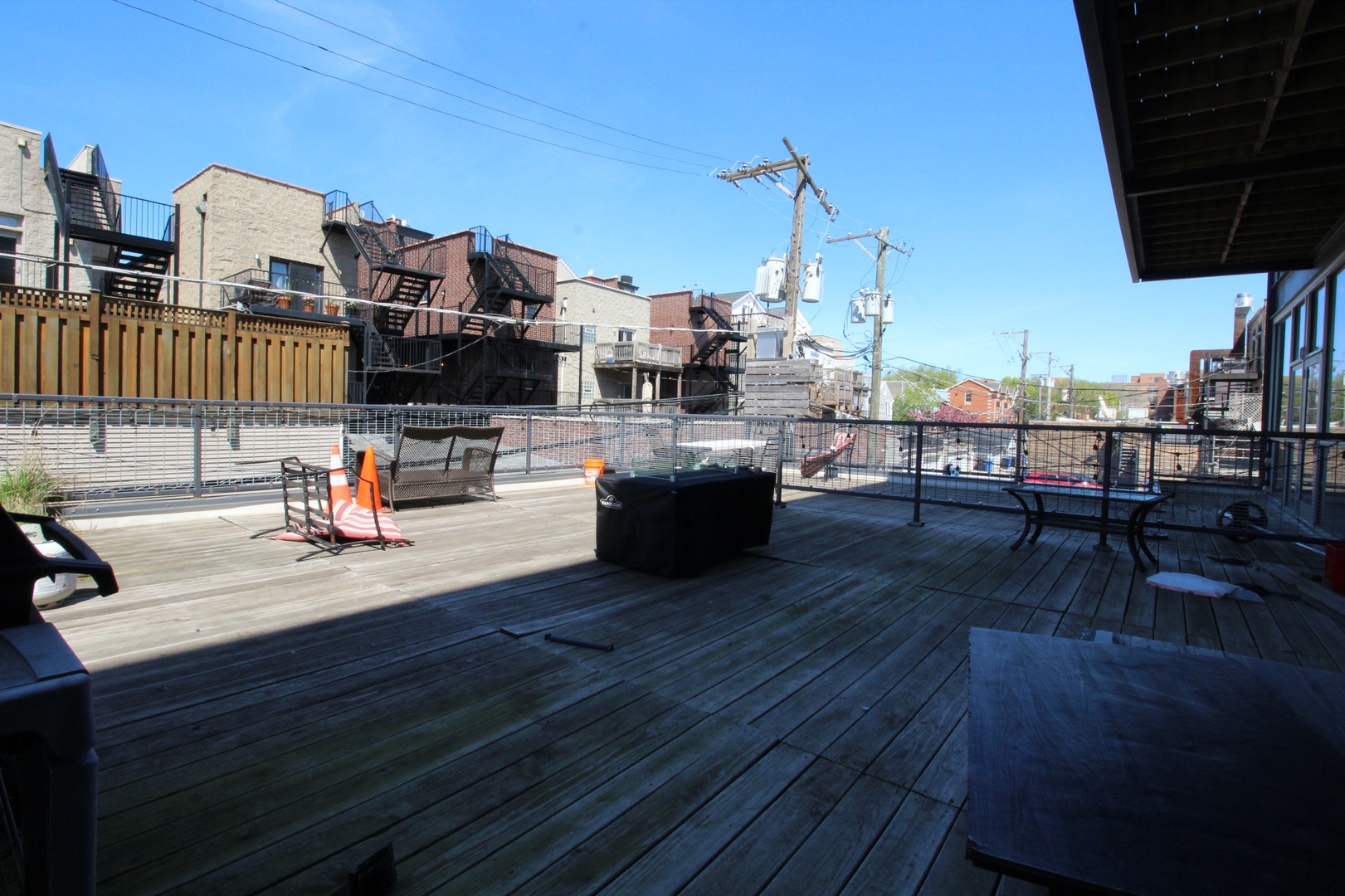 1540 W Fullerton Avenue Unit: 207