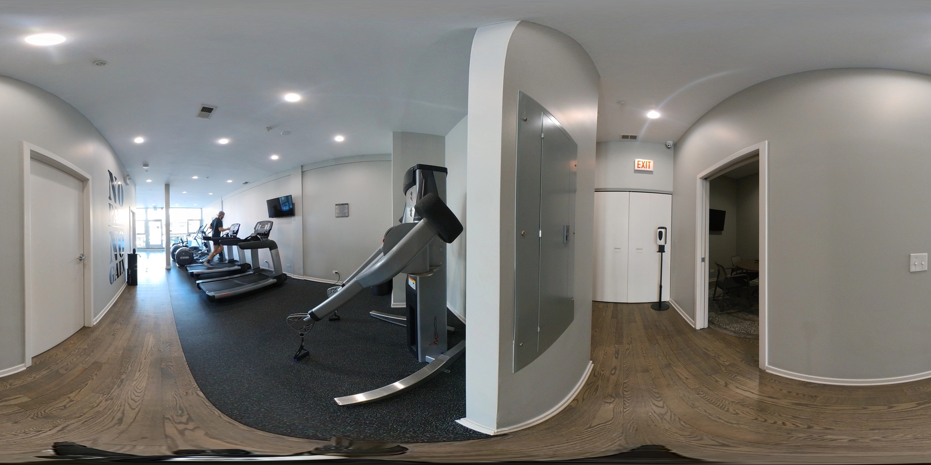 1540 W Fullerton Avenue Unit: 207