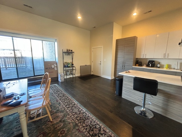 1739 N Milwaukee Avenue Unit: 2