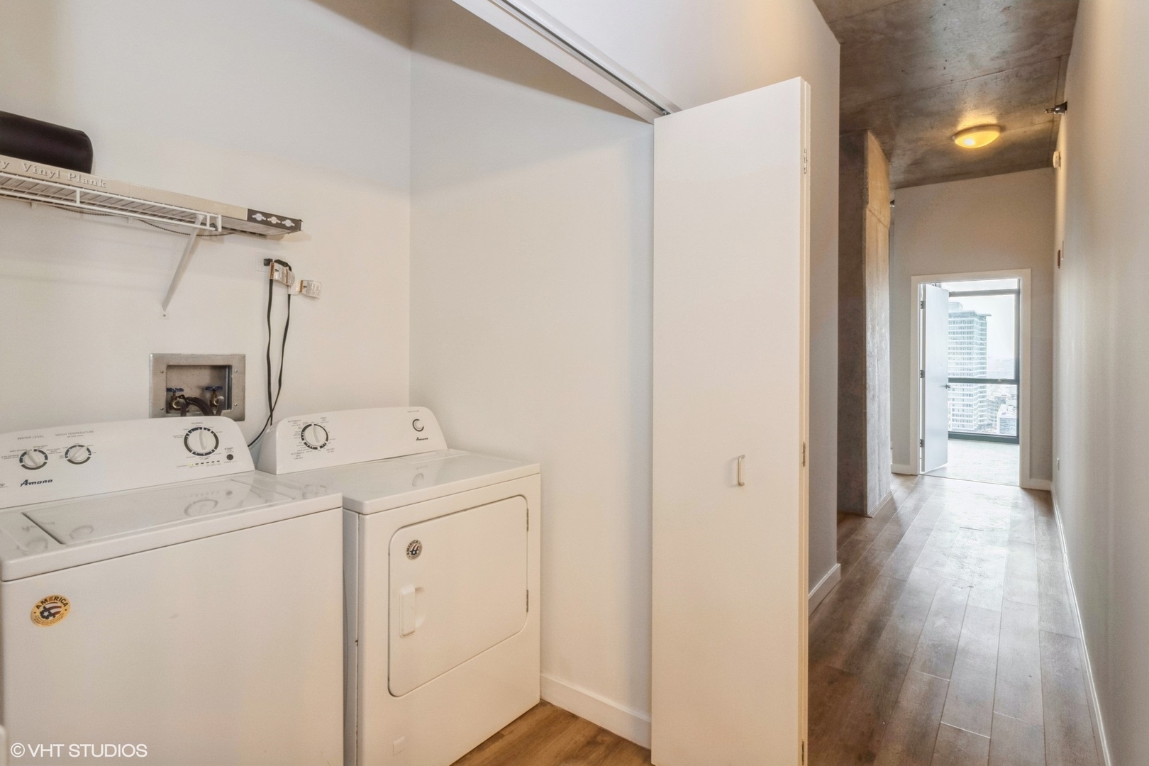 235 W Van Buren Street Unit: 2304