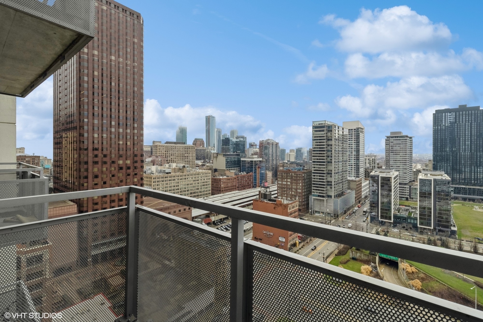 235 W Van Buren Street Unit: 2304