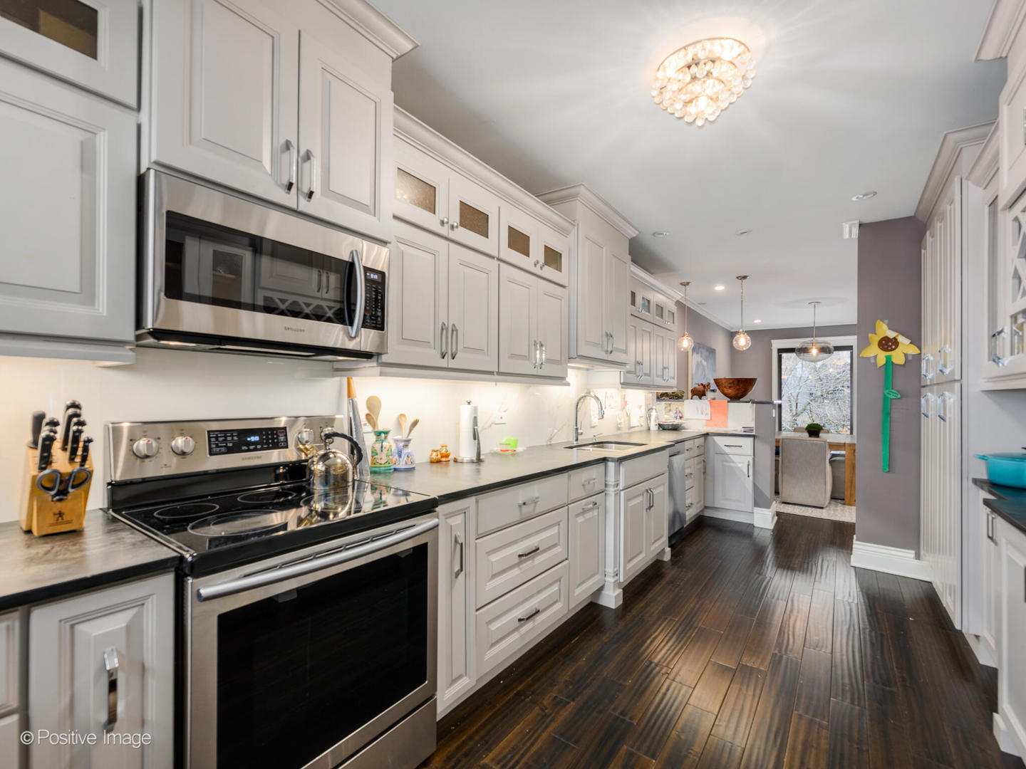 42 E ELM Street Unit: 2