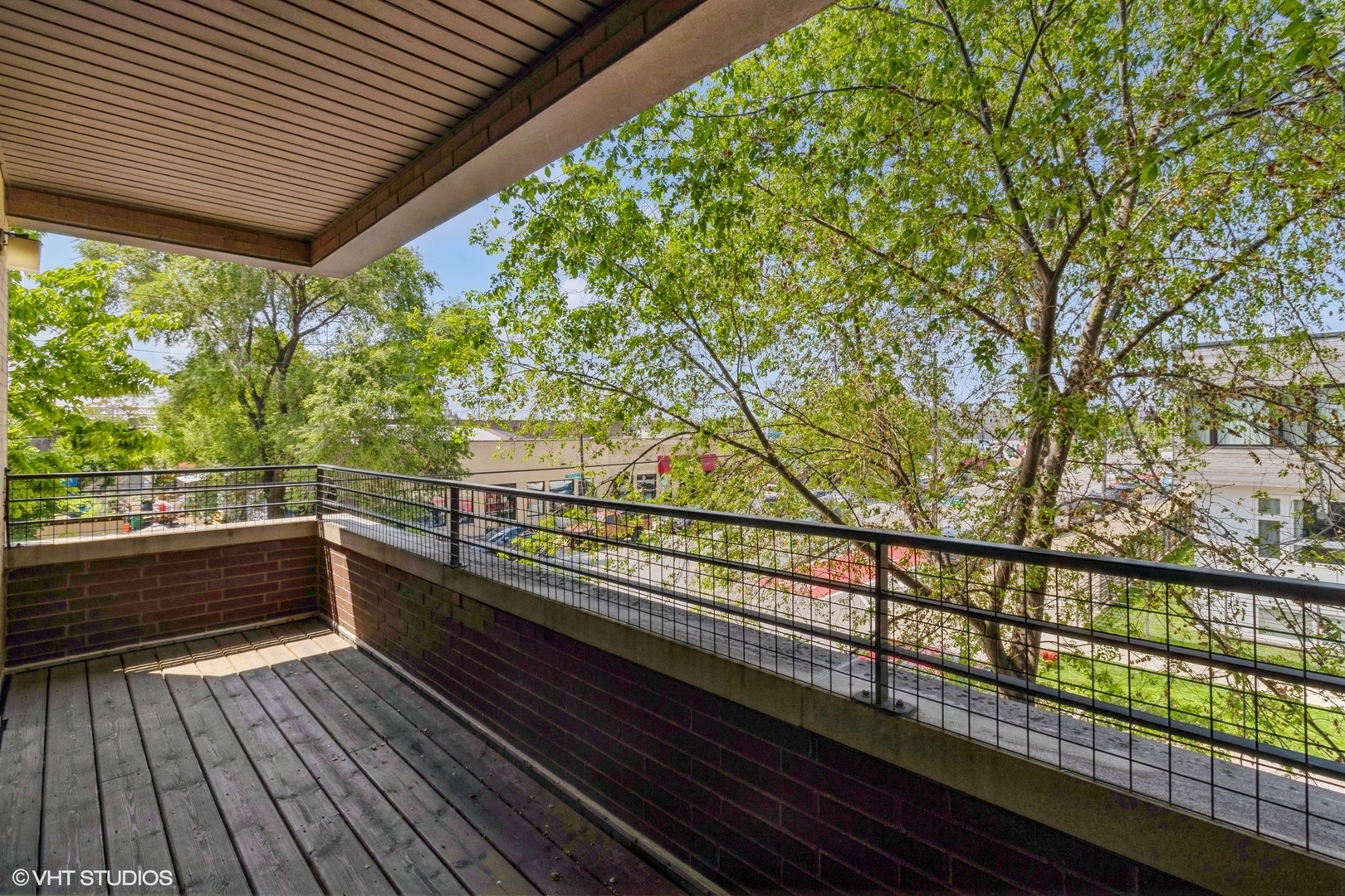 2822 W Chicago Avenue Unit: 2W