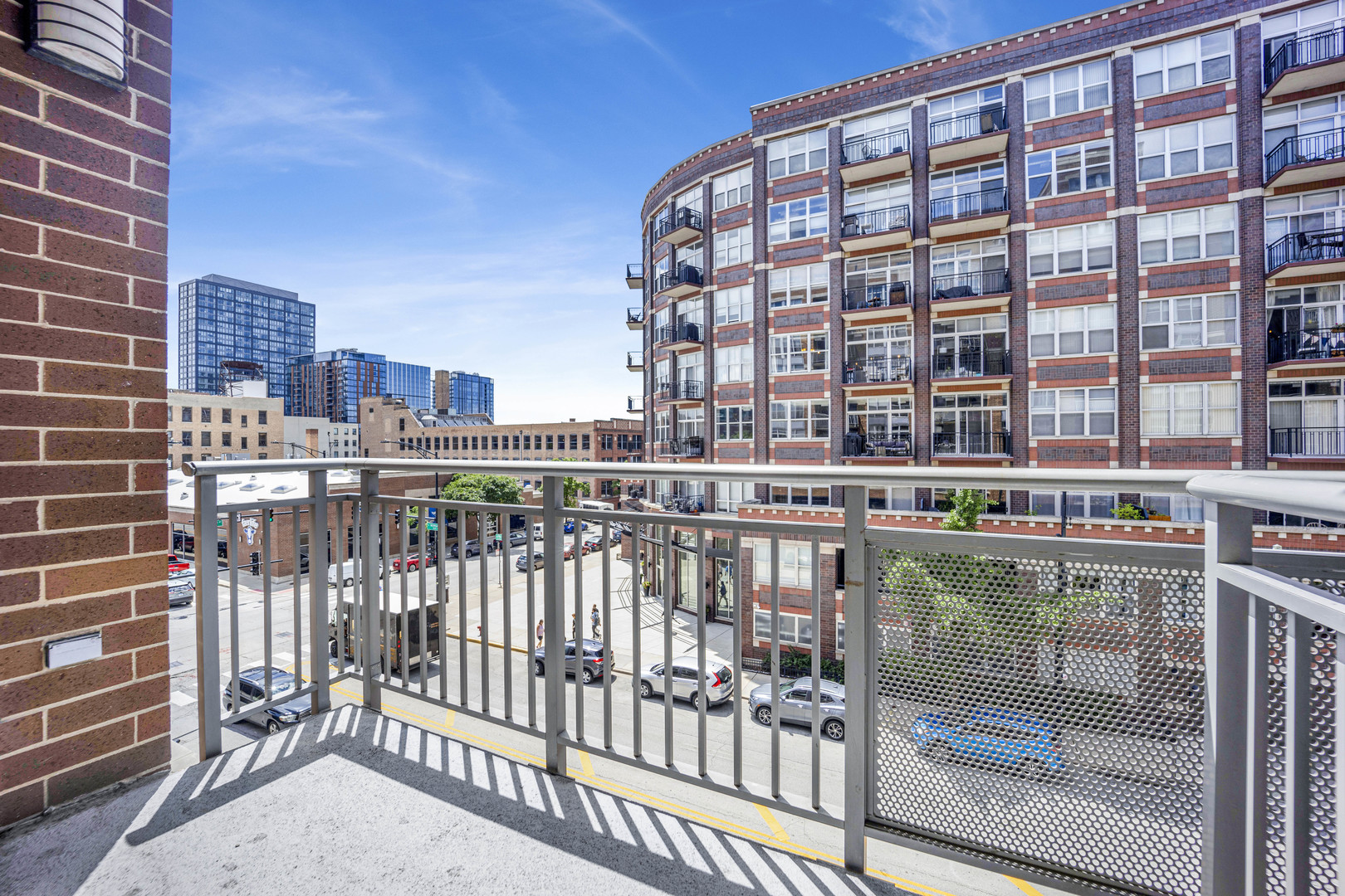 111 S MORGAN Street Unit: 411