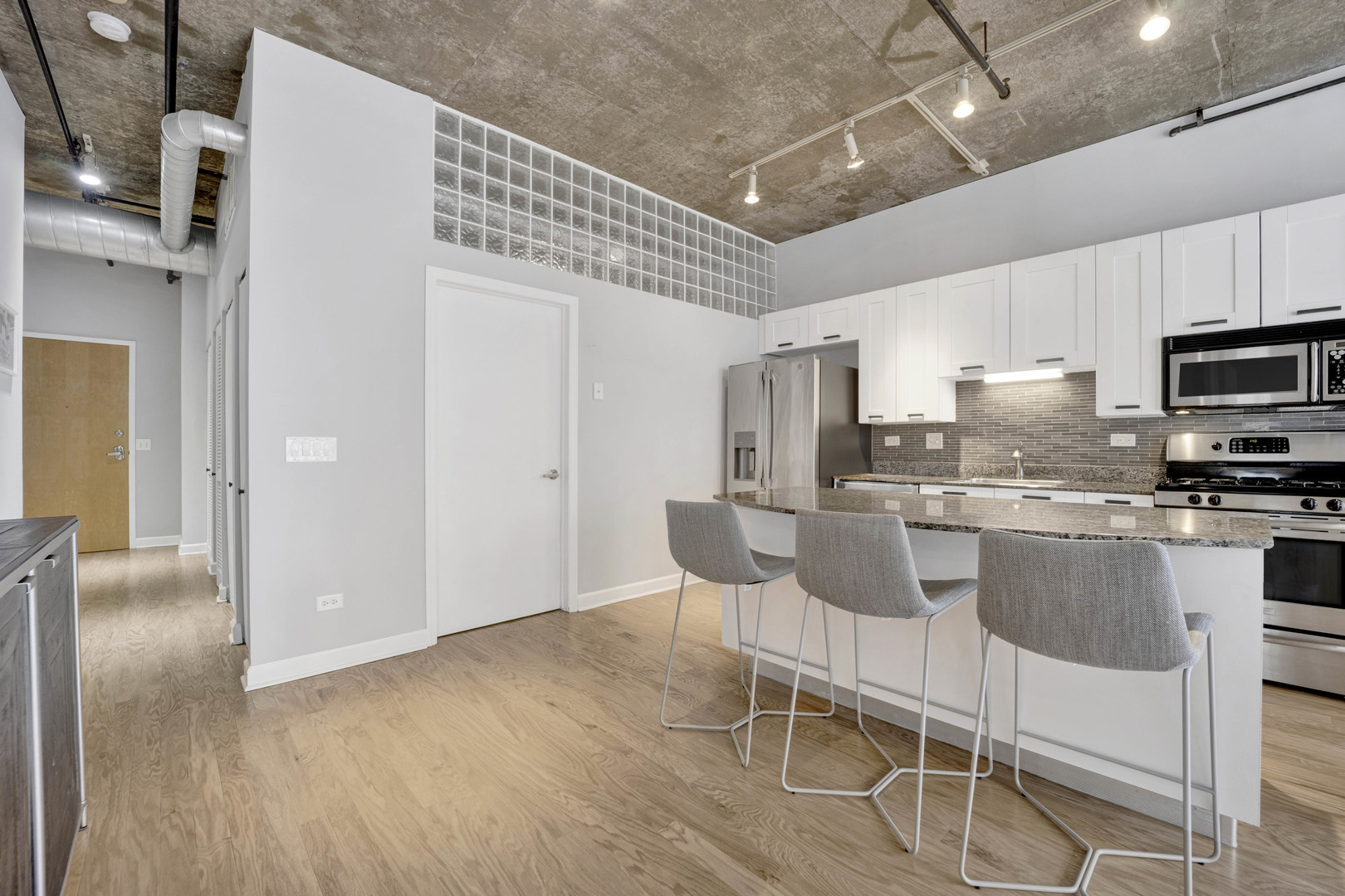111 S MORGAN Street Unit: 411