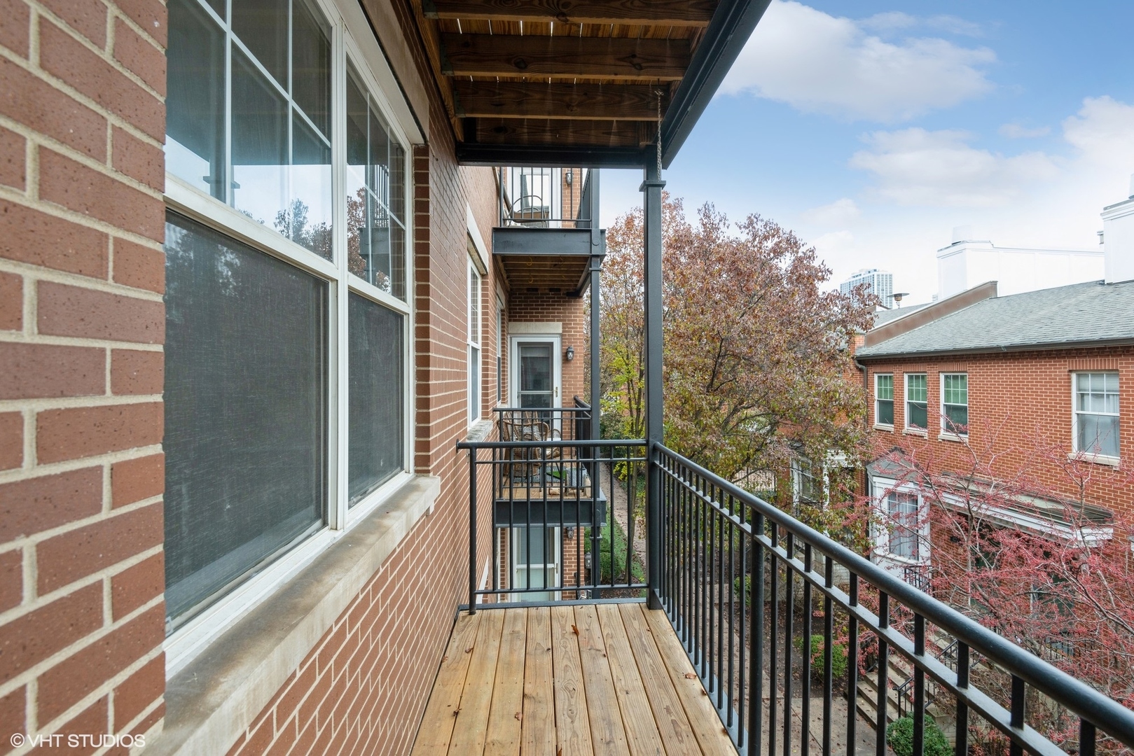 300 W Scott Street Unit: 503