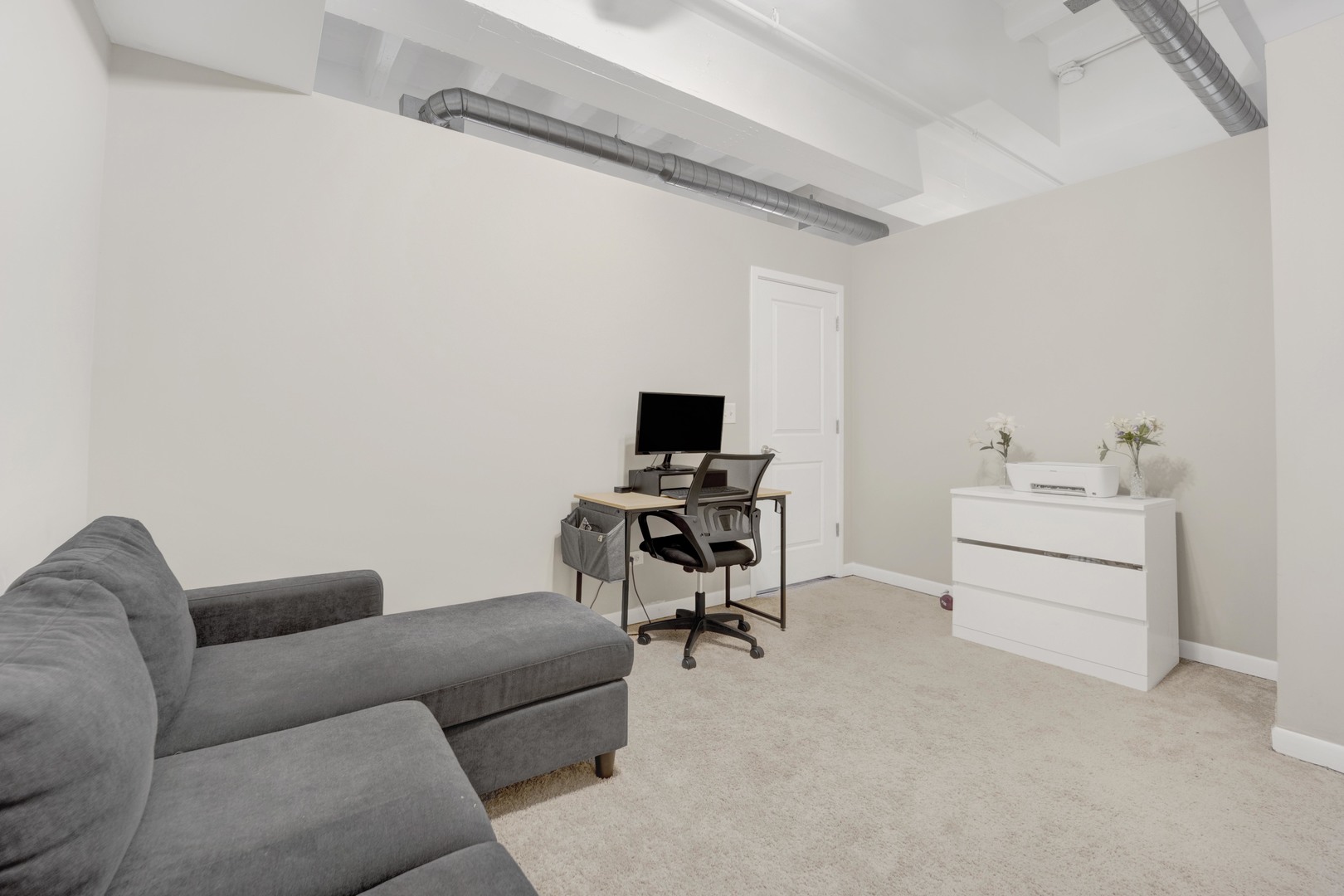 1225 W Morse Avenue Unit: 201