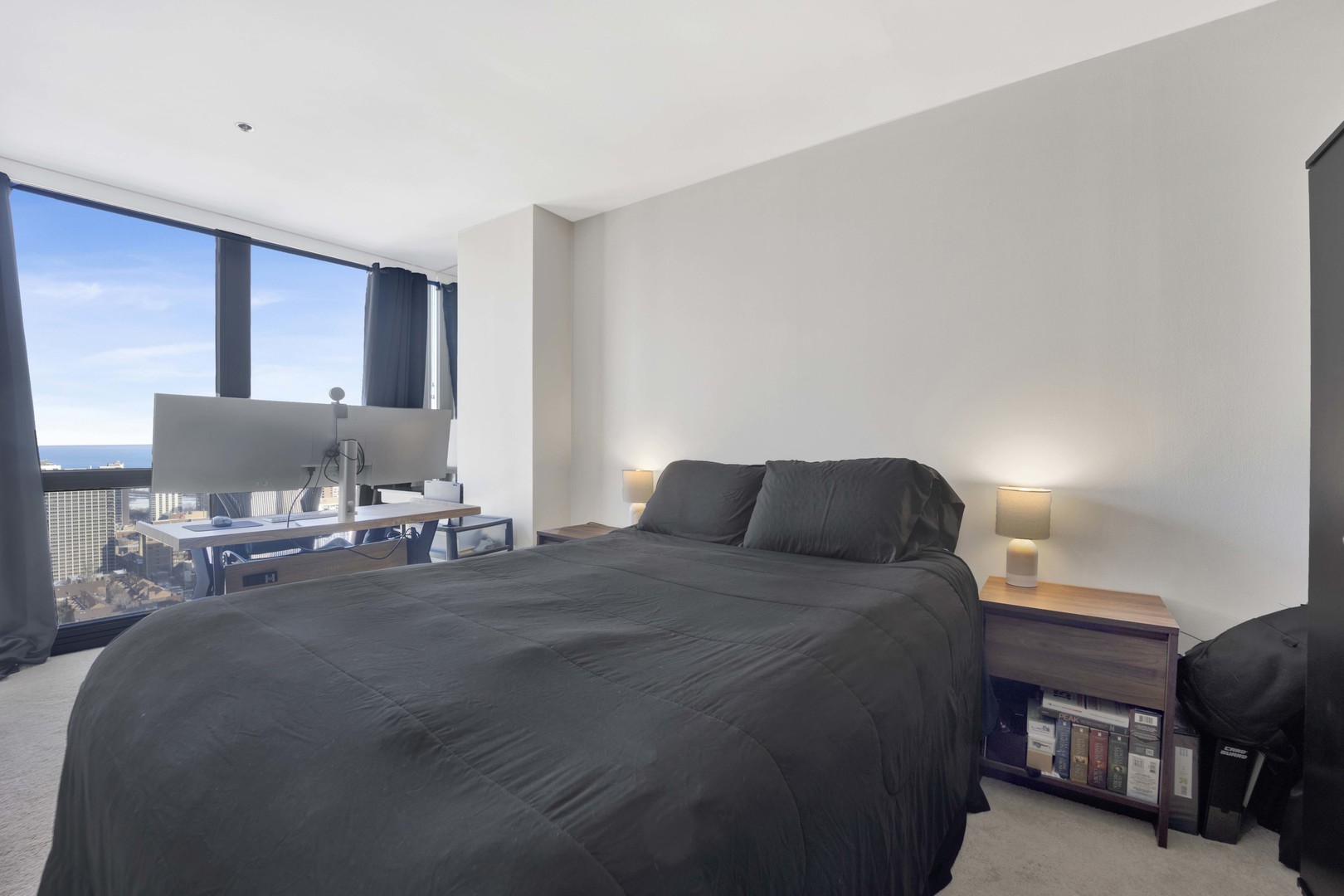 1122 N Clark Street Unit: 3904