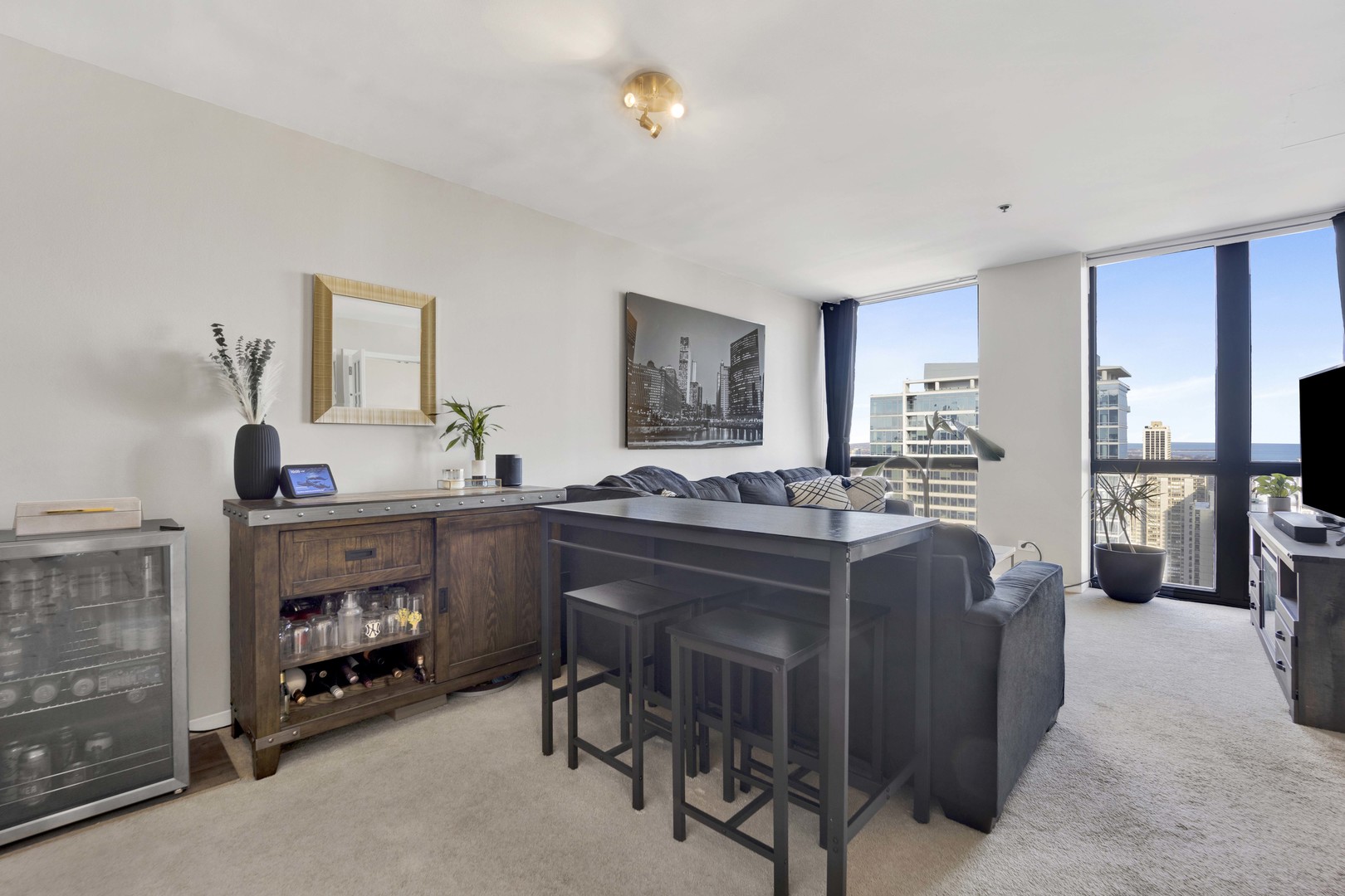 1122 N Clark Street Unit: 3904