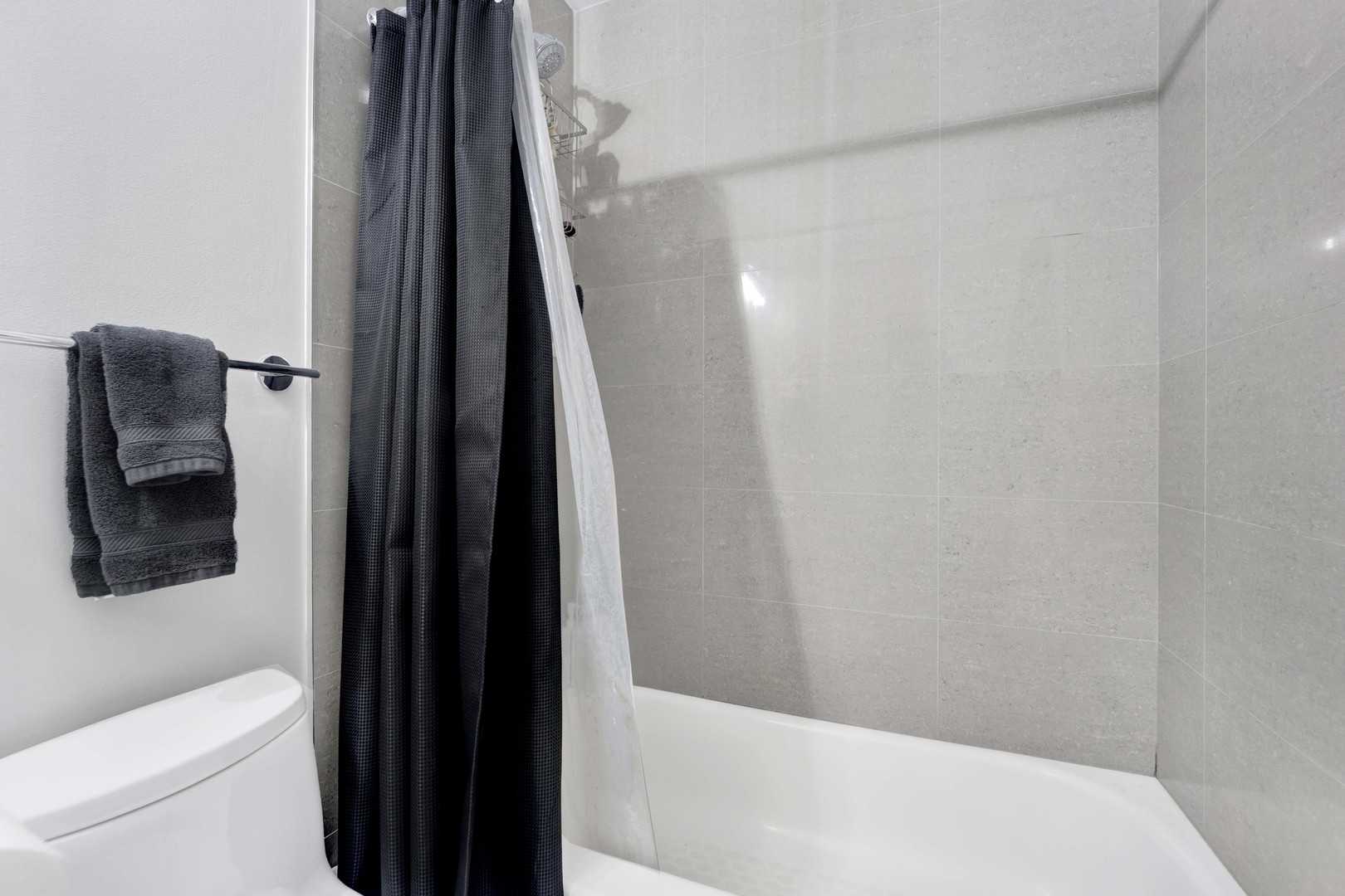 1122 N Clark Street Unit: 3904