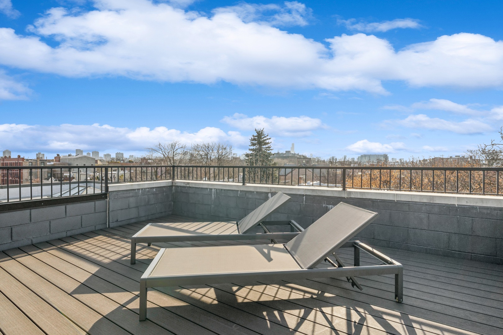1242 W Webster Avenue Unit: B
