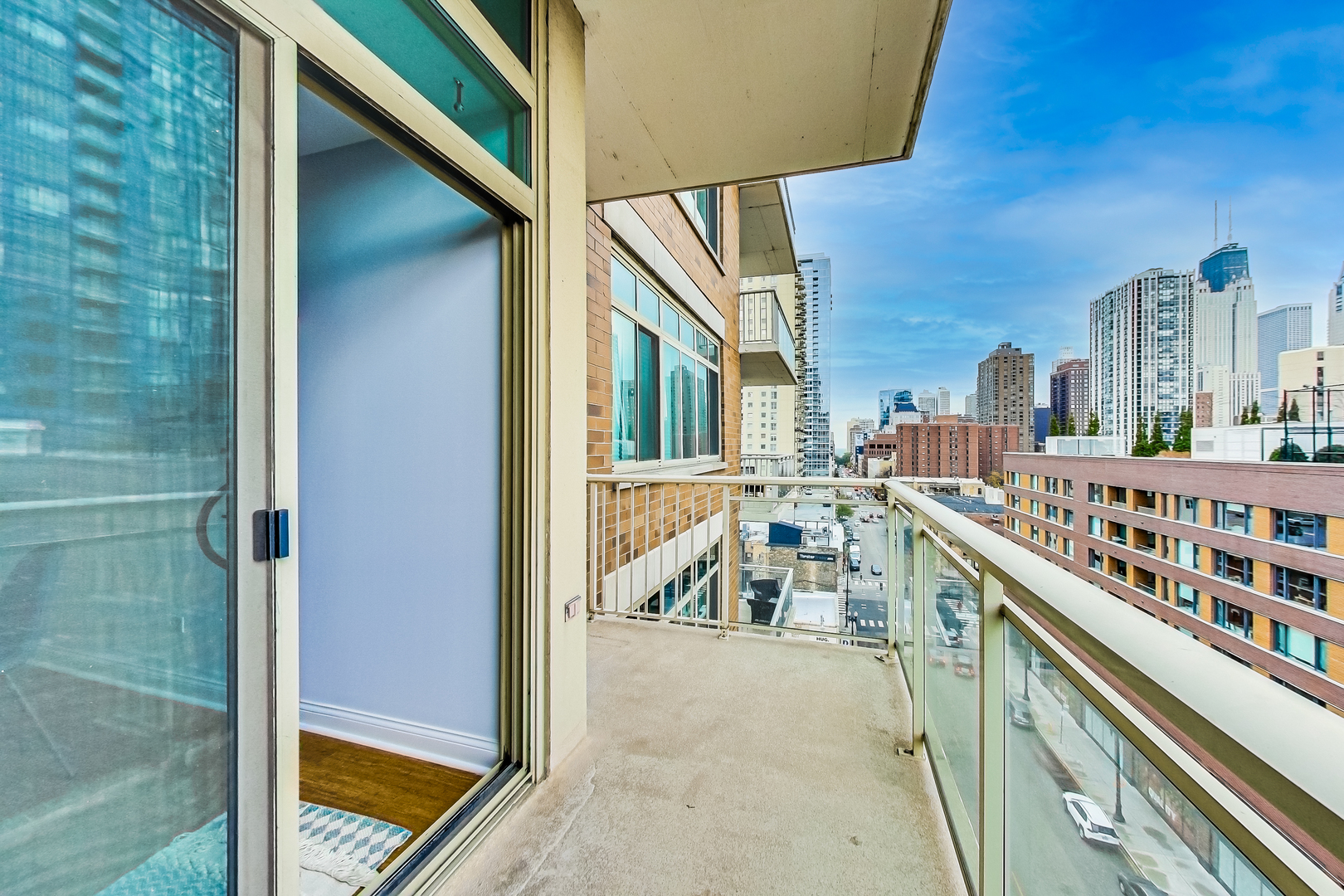 230 W Division Street Unit: 904
