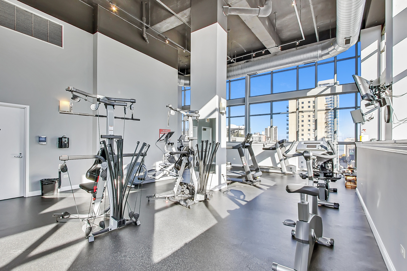 230 W Division Street Unit: 904