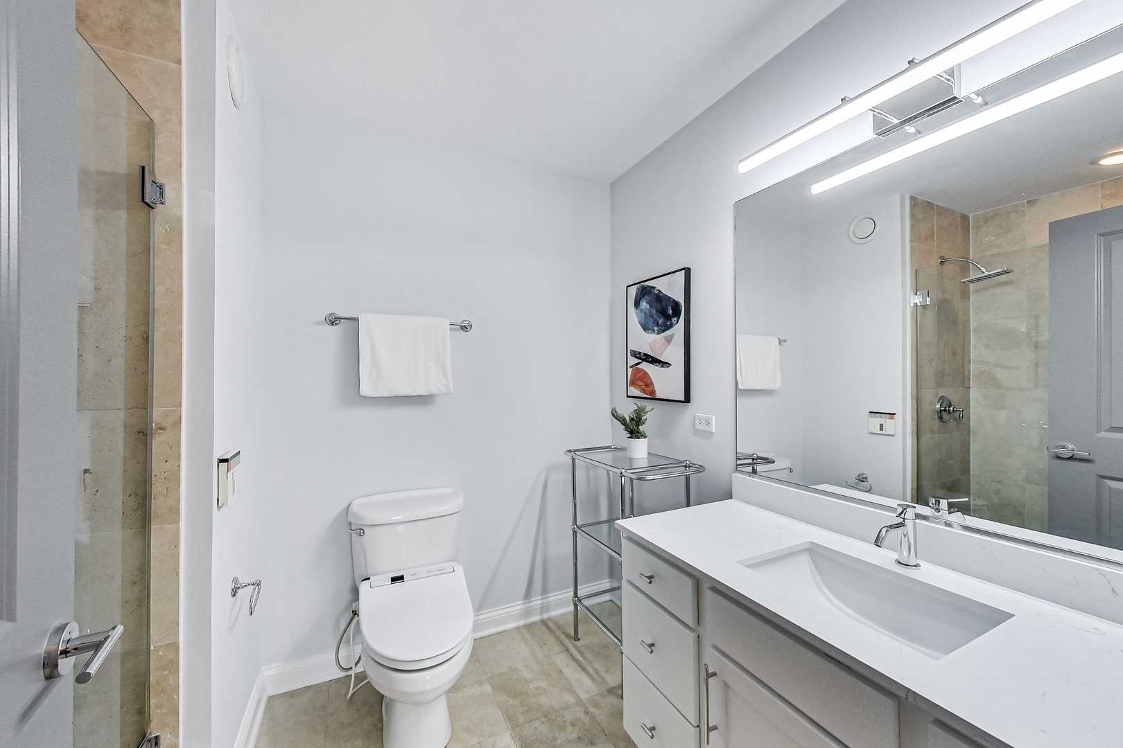 230 W Division Street Unit: 904