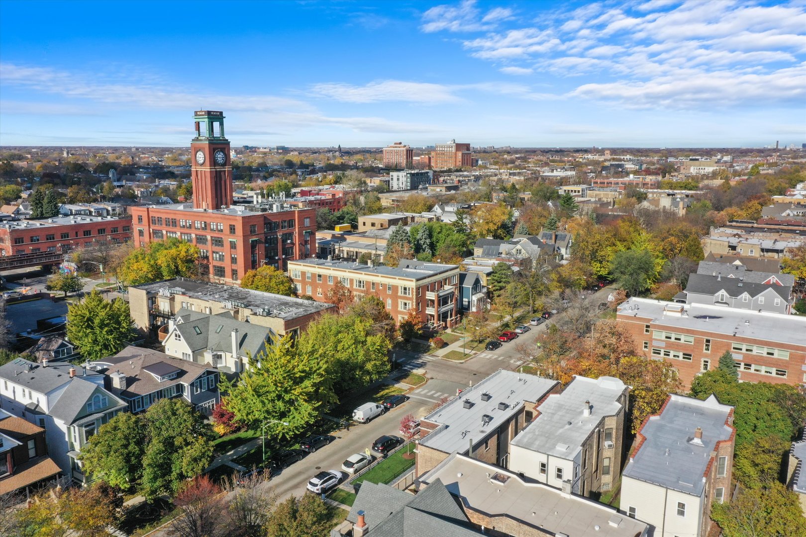 4153 N Hermitage Avenue