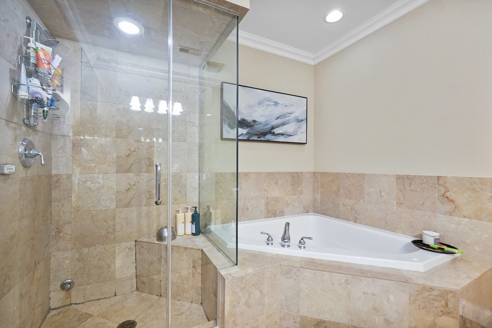 453 N May Street Unit: GS