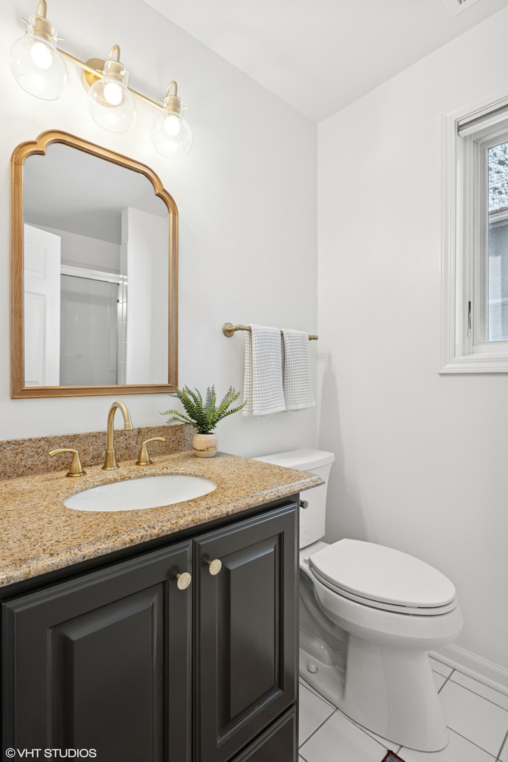 3236 N Seminary Avenue Unit: 2