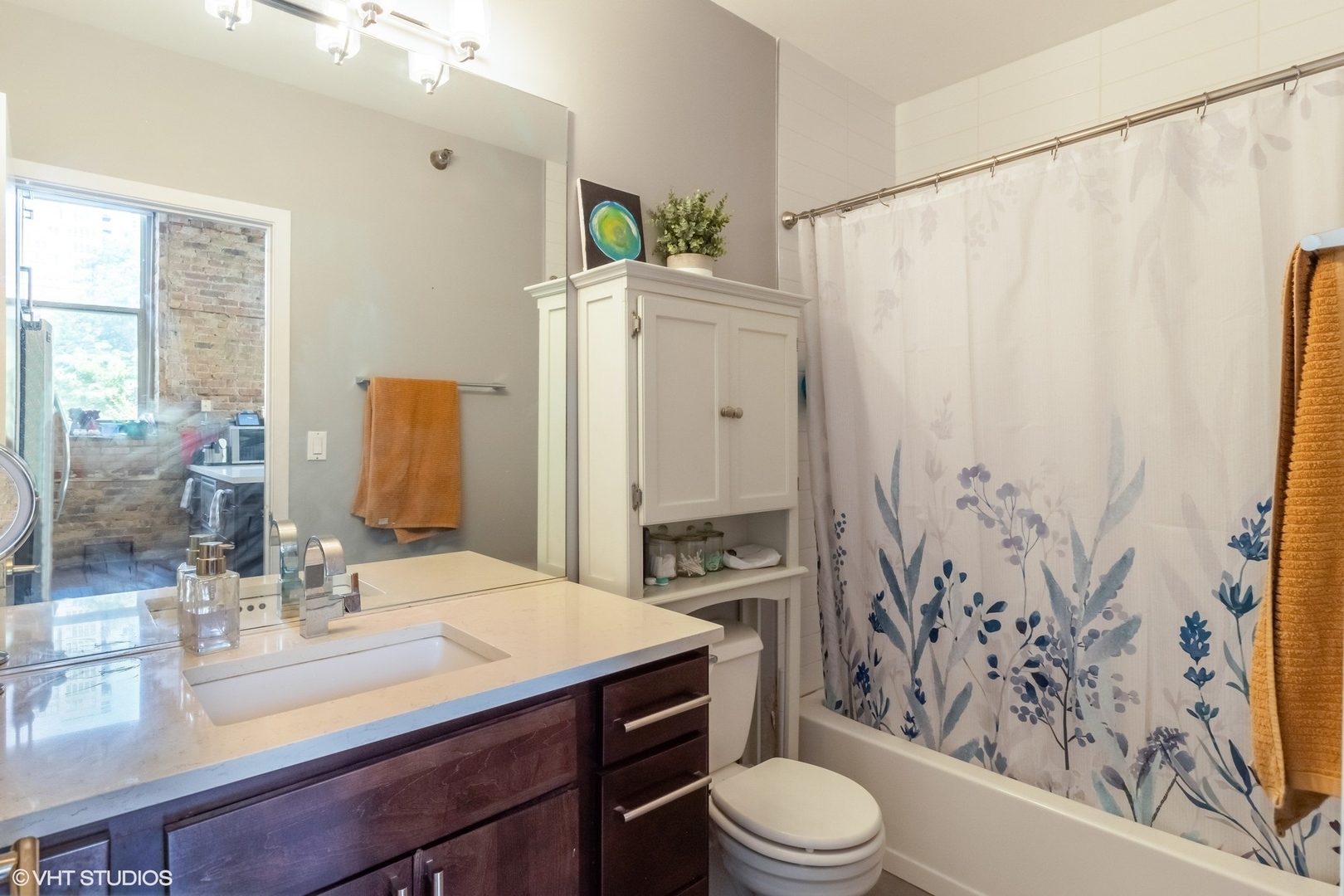 417 S Jefferson Street Unit: 104B