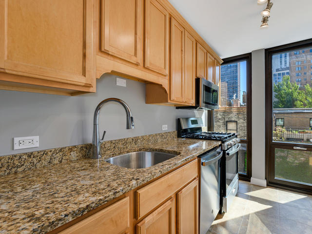 1 E Scott Street Unit: 404