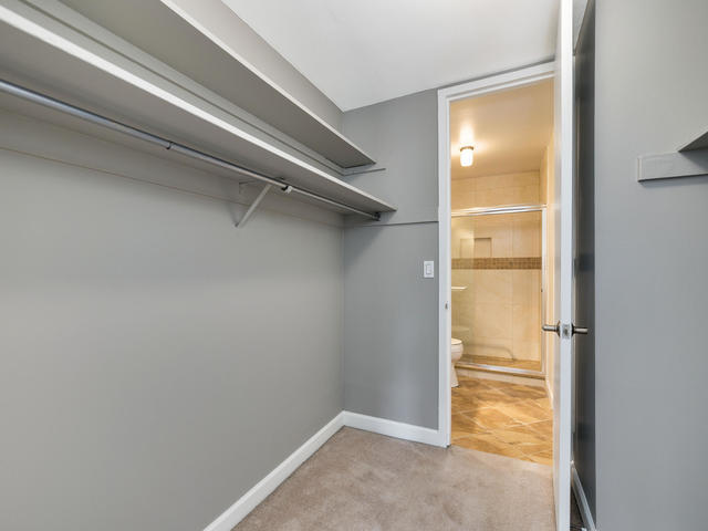 1 E Scott Street Unit: 404