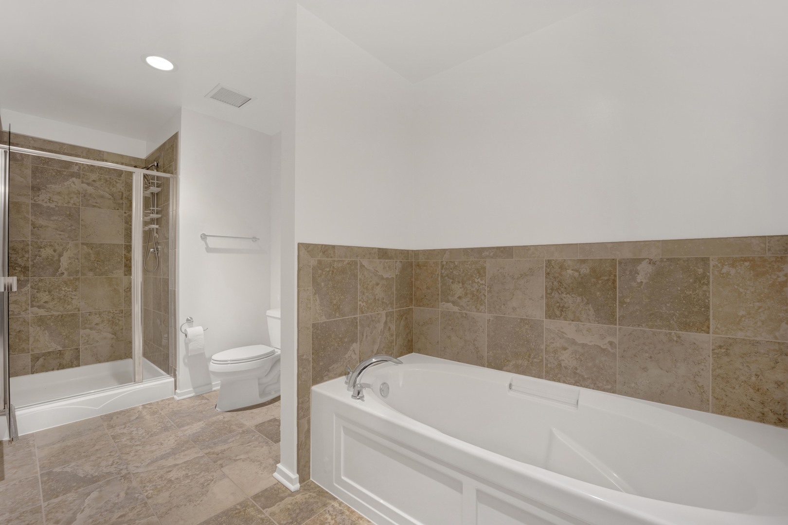 65 E MONROE Street Unit: 4203