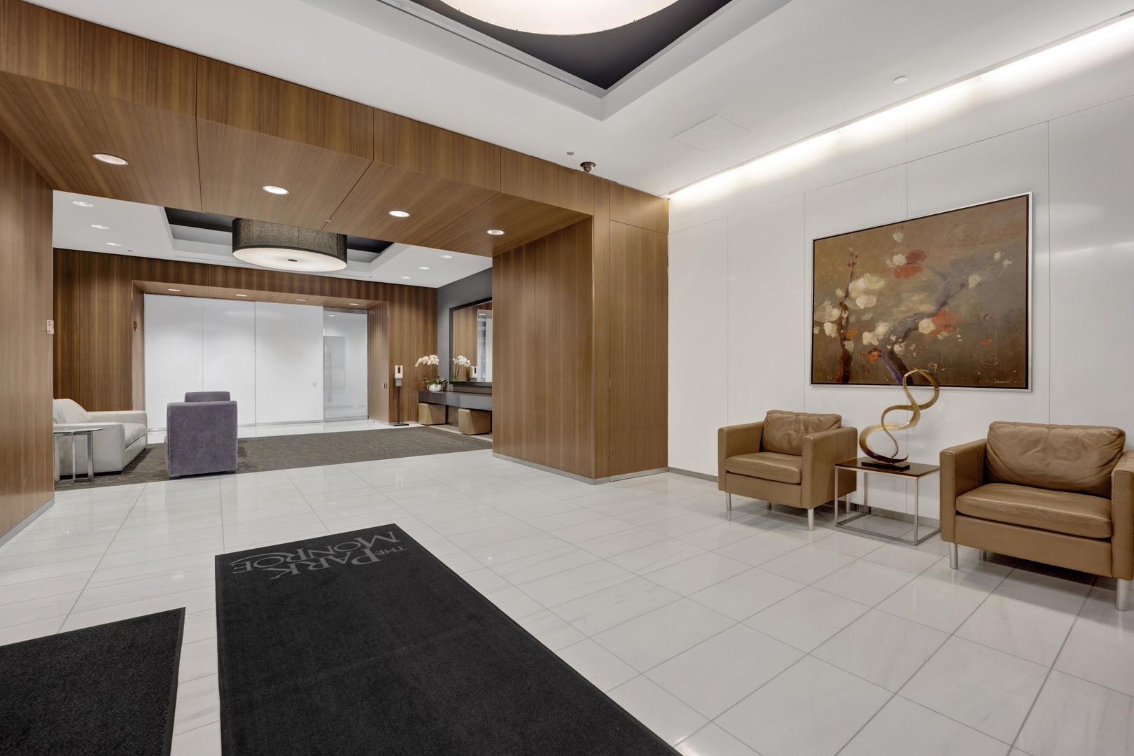 65 E MONROE Street Unit: 4203
