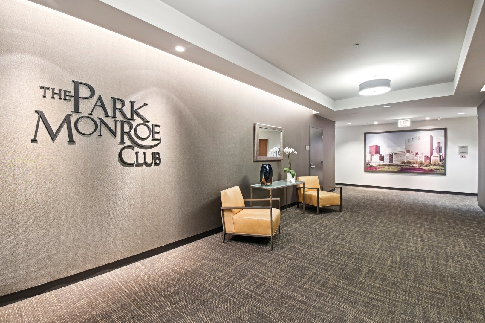 65 E MONROE Street Unit: 4203