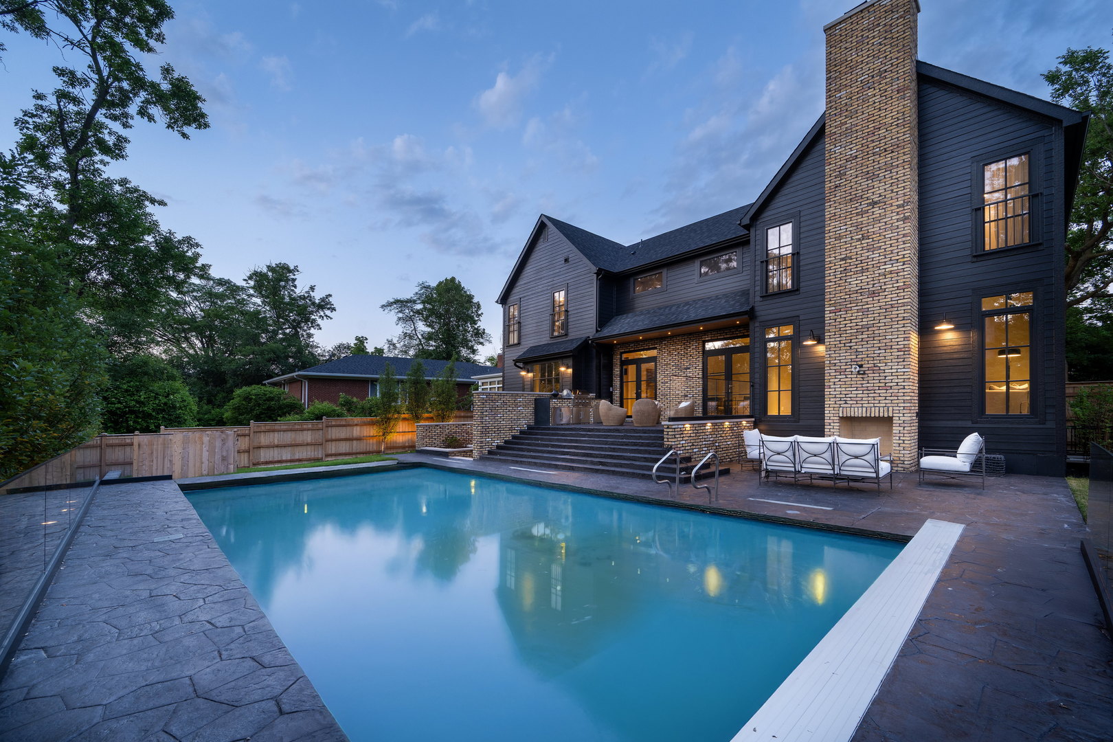 1180 Oak Ridge Drive