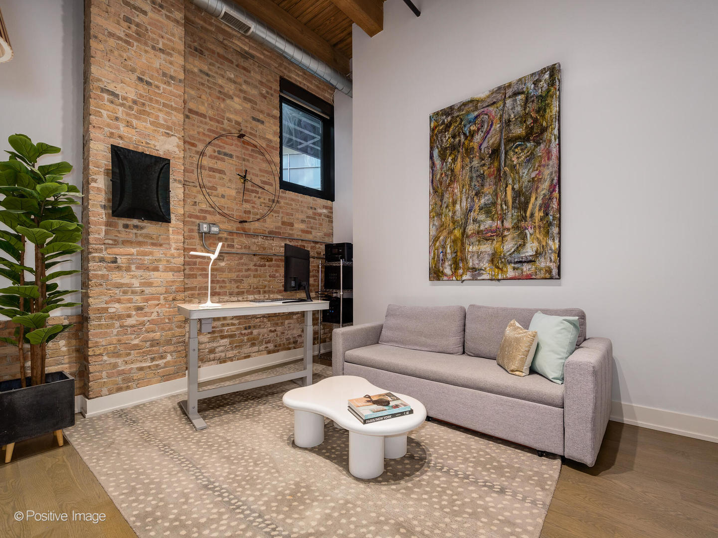 676 N Kingsbury Street Unit: 104