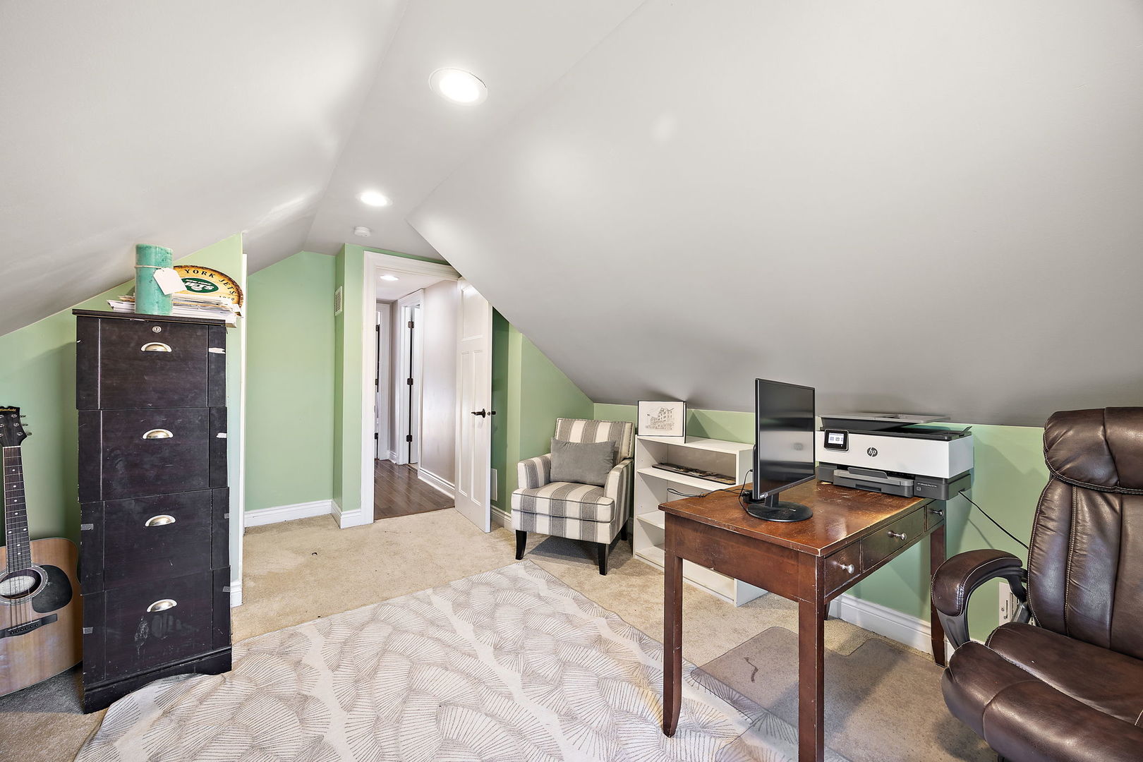 1435 Gunderson Avenue