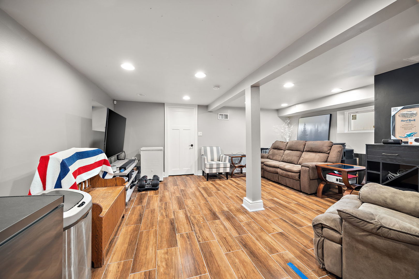 1435 Gunderson Avenue