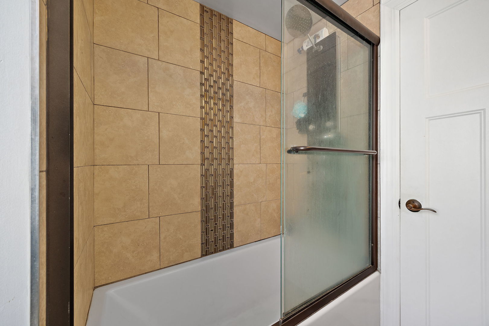 1435 Gunderson Avenue