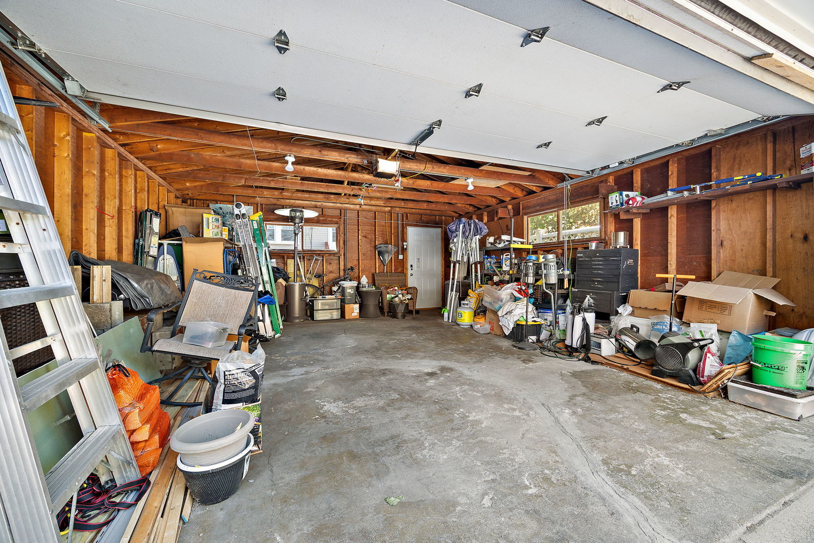 1435 Gunderson Avenue