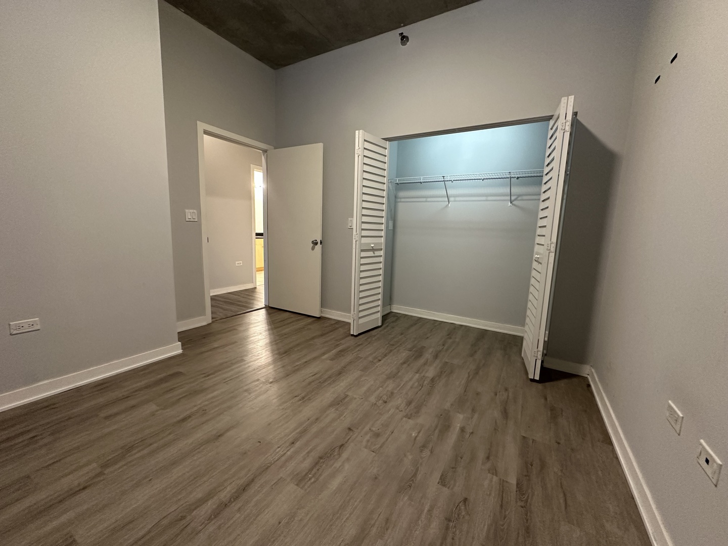 235 W Van Buren Street Unit: 1804