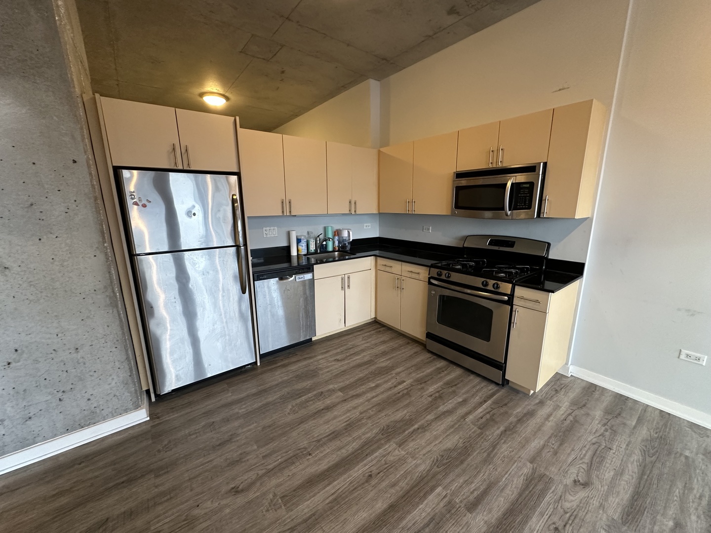 235 W Van Buren Street Unit: 1804