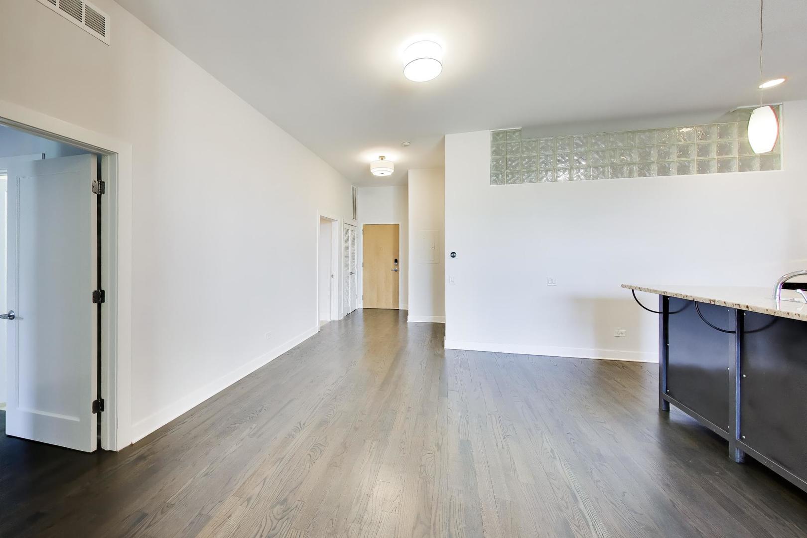 725 N Aberdeen Street Unit: 202