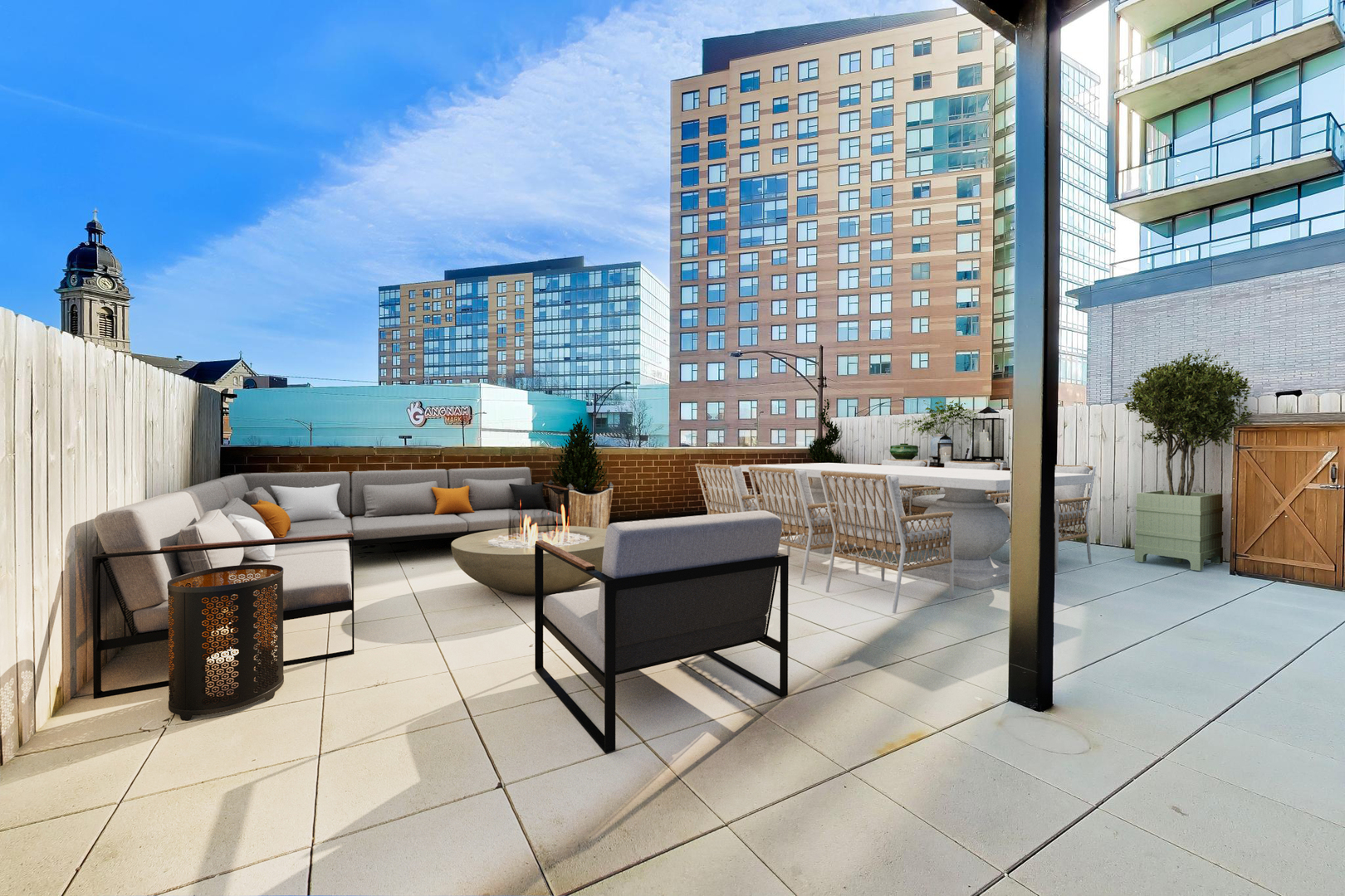 725 N Aberdeen Street Unit: 202