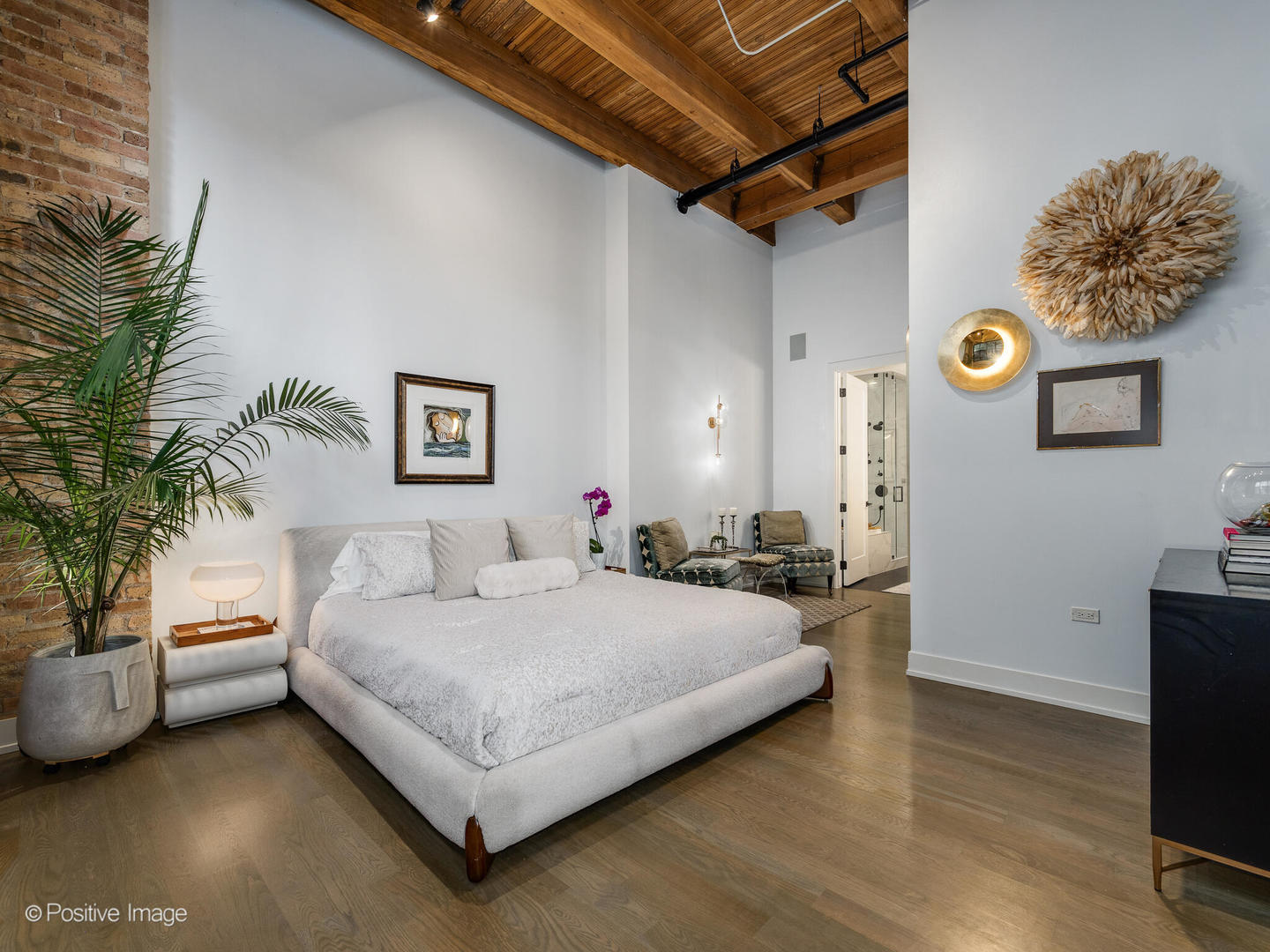 676 N Kingsbury Street Unit: 104