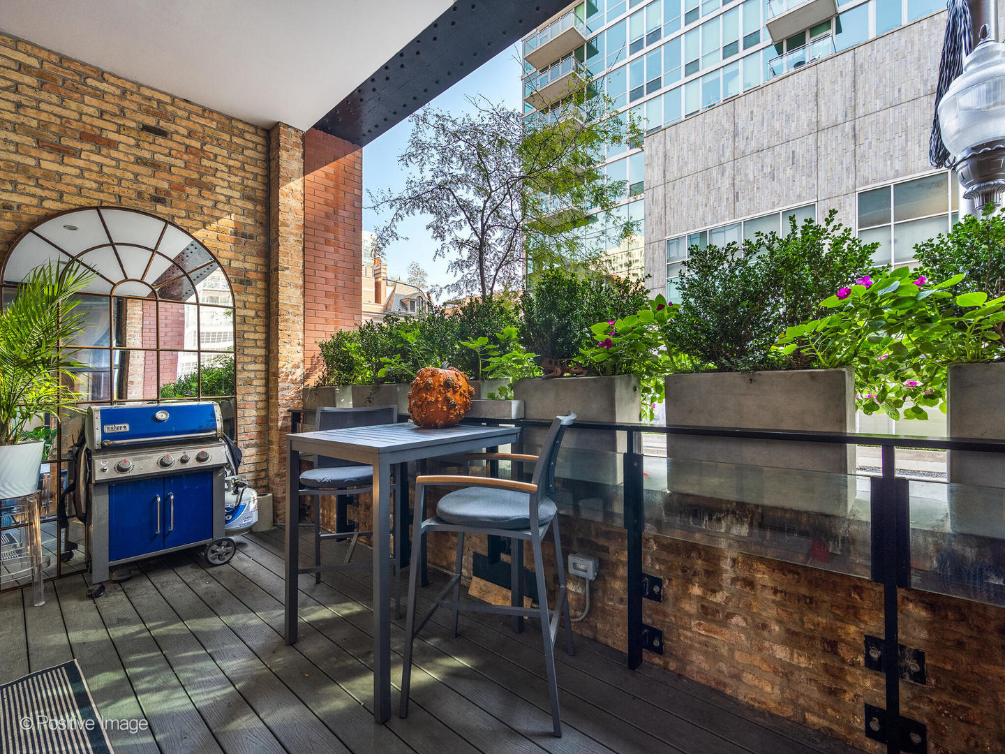 676 N Kingsbury Street Unit: 104