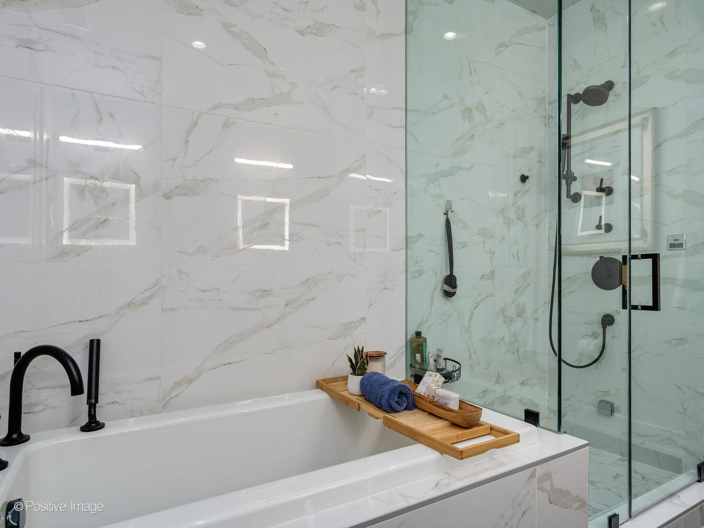 676 N Kingsbury Street Unit: 104